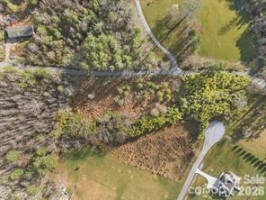 425 Nelson Valley Lane Property Photo 2
