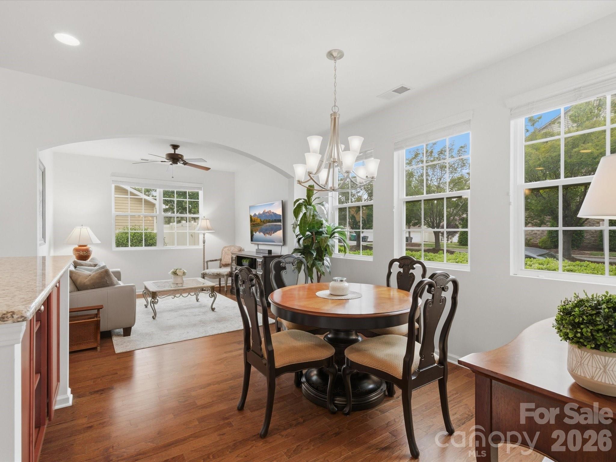 18439 The Commons Boulevard Property Photo 10