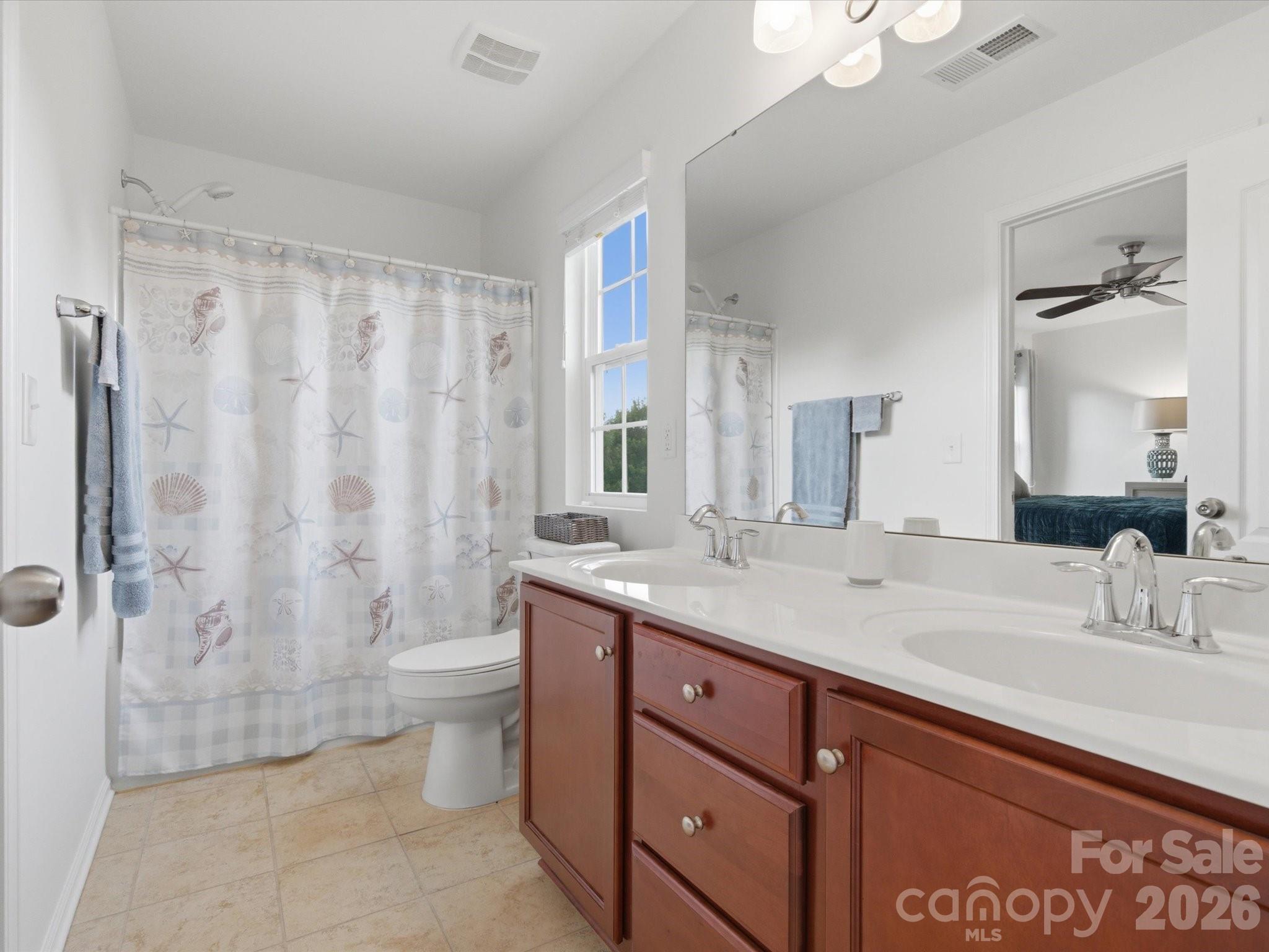 18439 The Commons Boulevard Property Photo 36