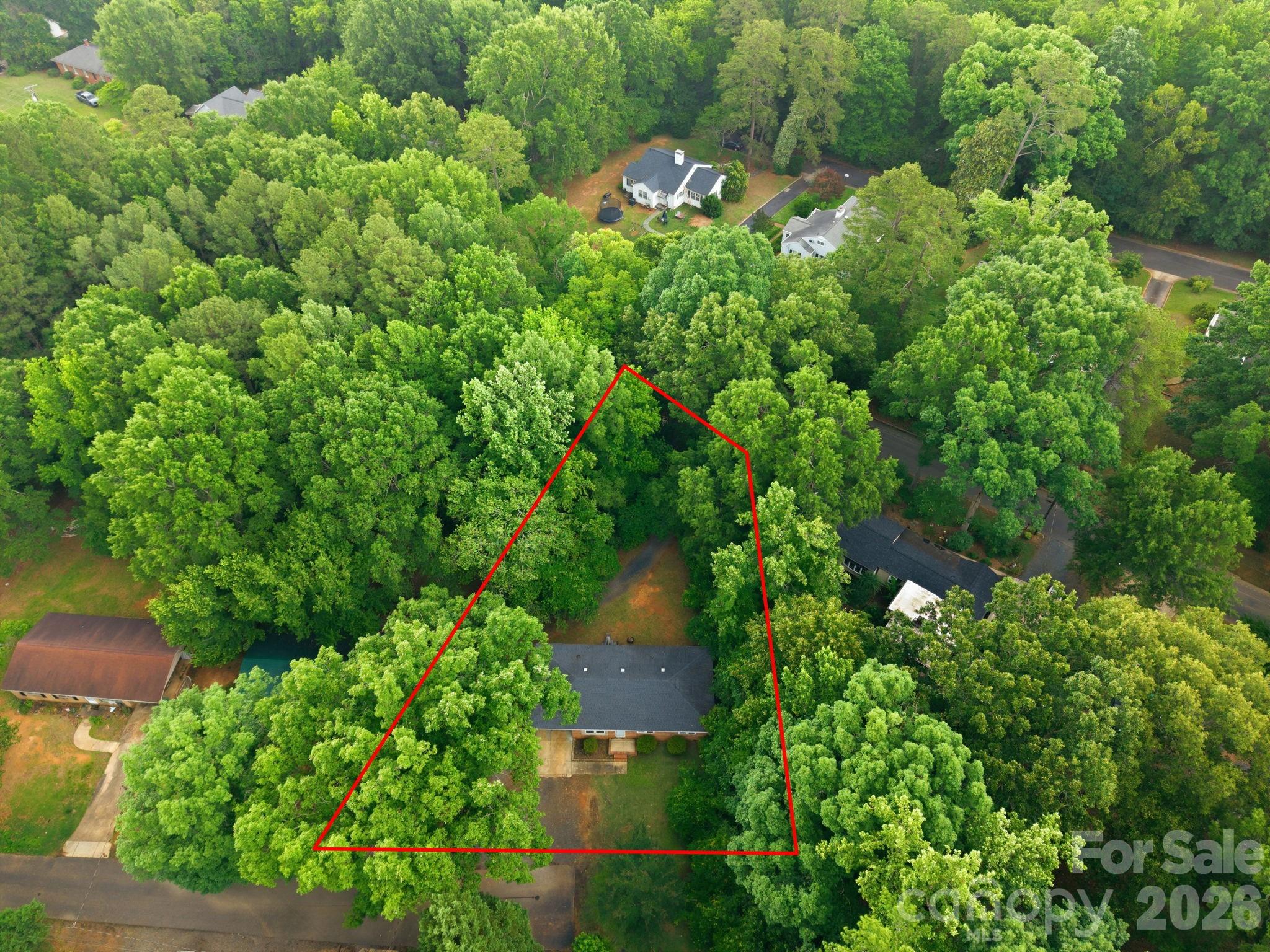 304 Shady Lane Property Photo 28
