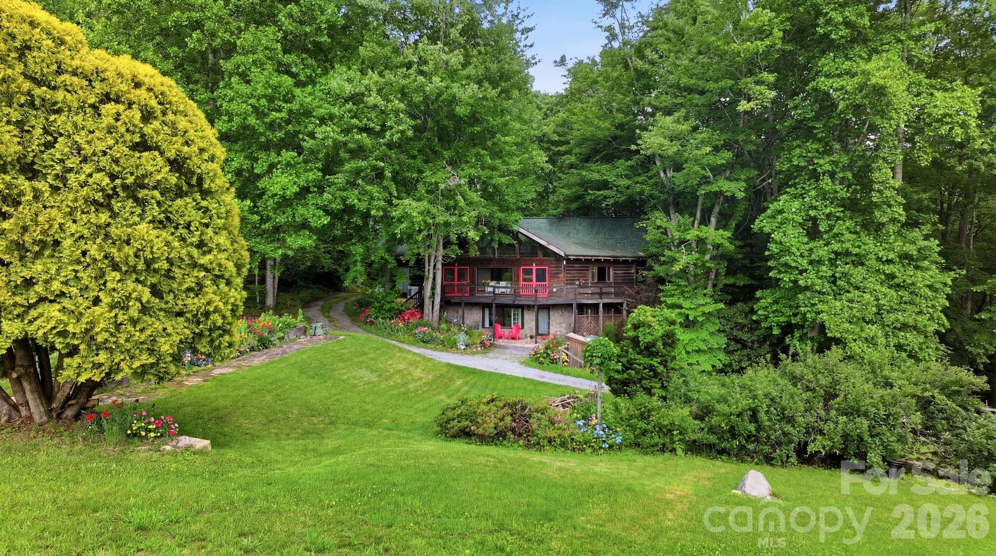 429 Biodome Drive Property Photo 3