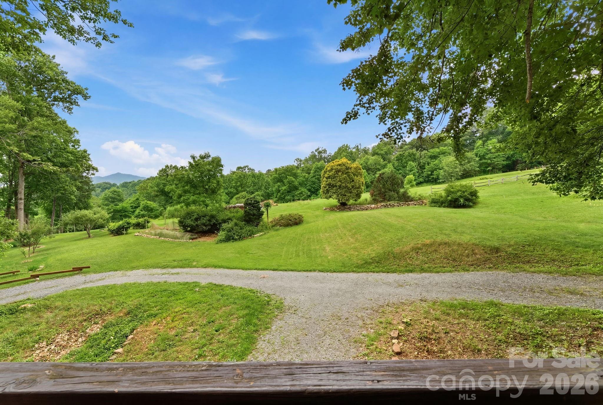 429 Biodome Drive Property Photo 7