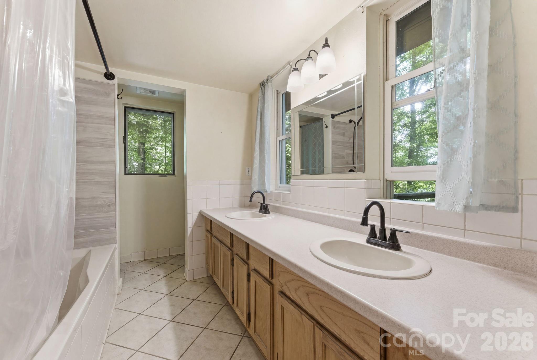 429 Biodome Drive Property Photo 17