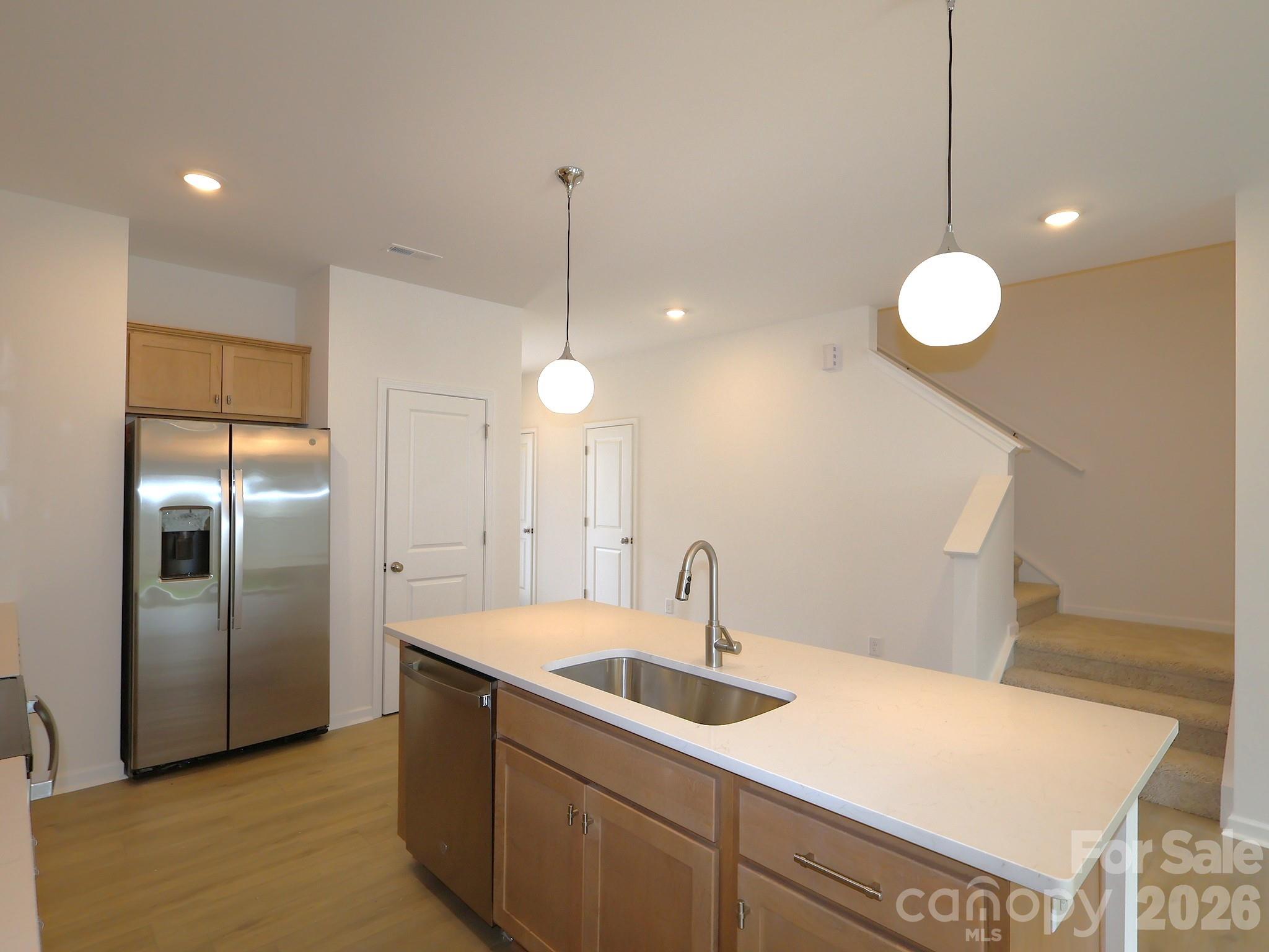 384 Hendley Drive Property Photo 4