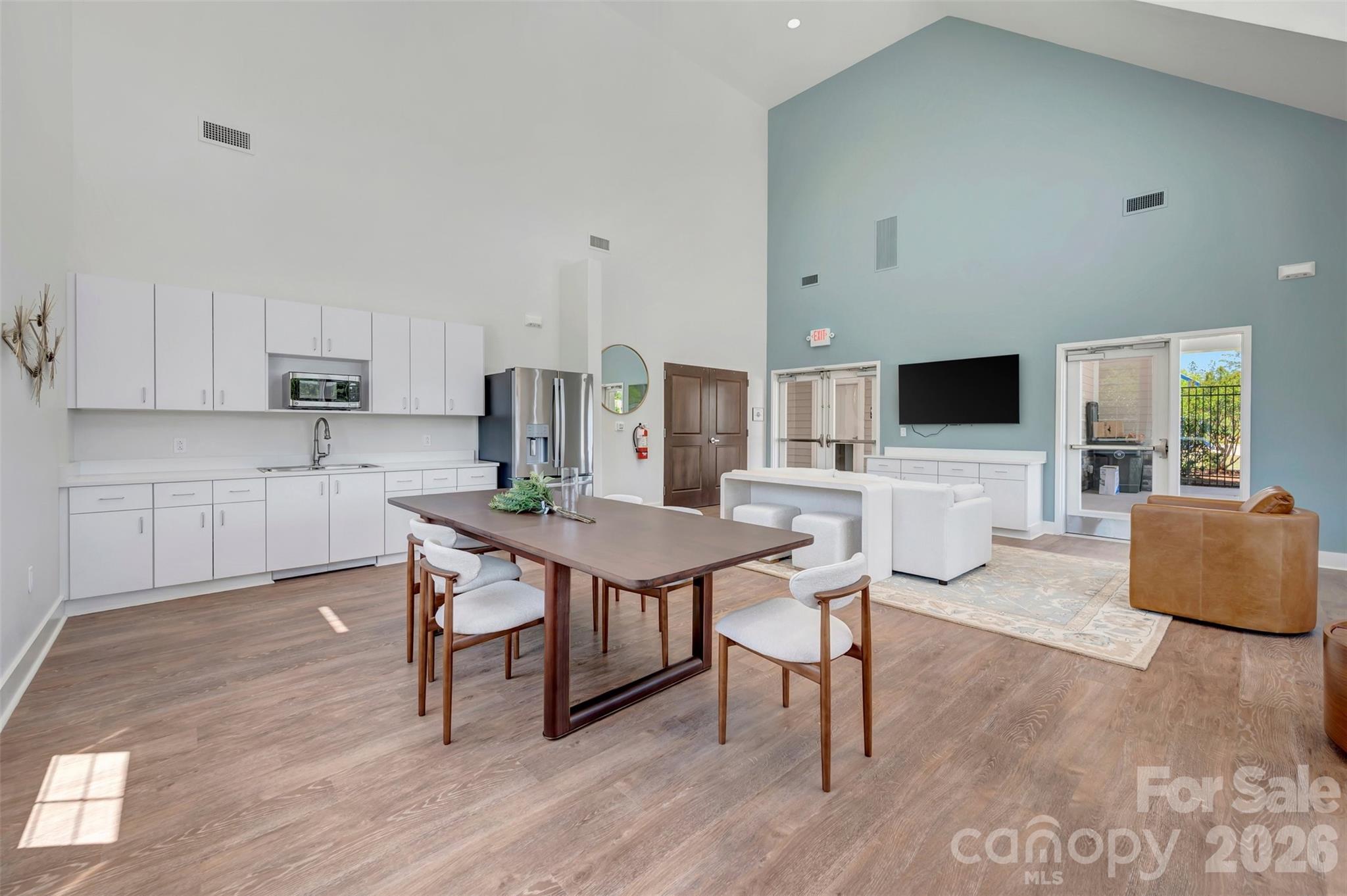 384 Hendley Drive Property Photo 32