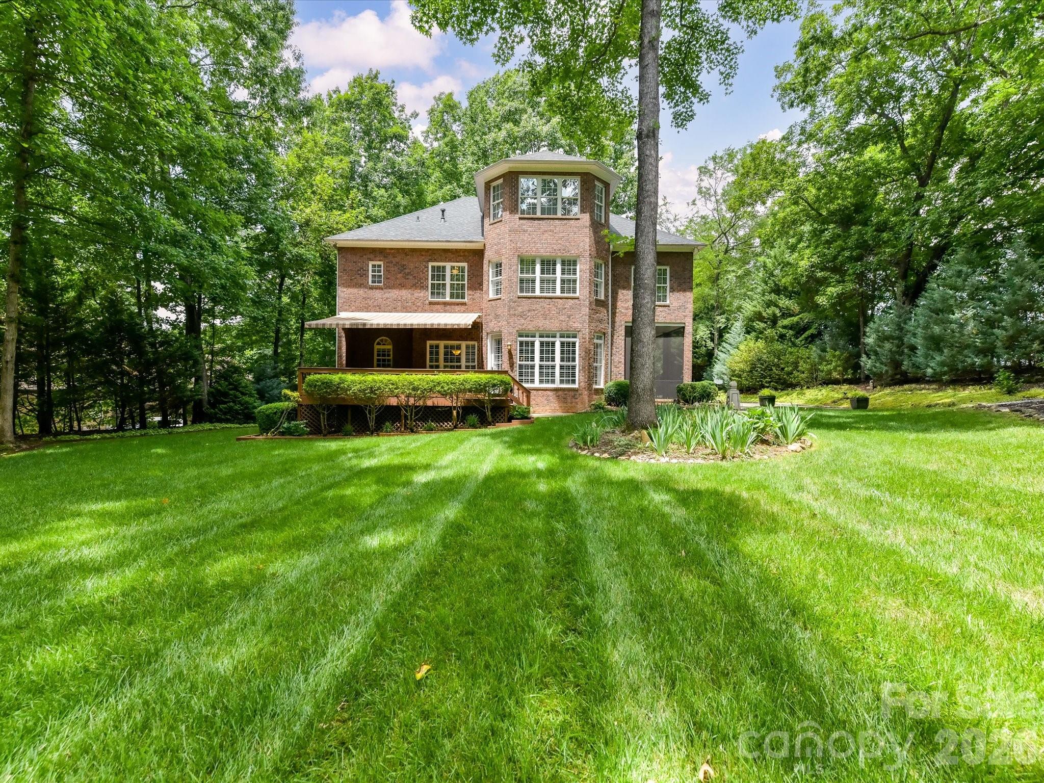 11615 Hidden Forest Lane Property Photo 3