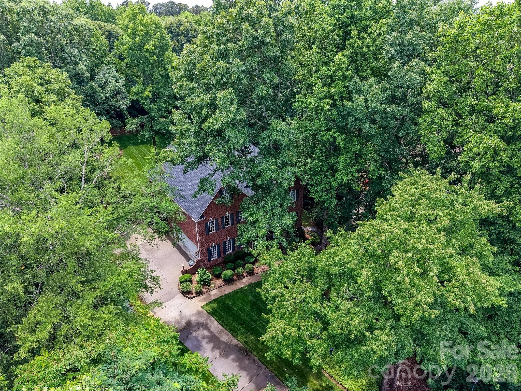 11615 Hidden Forest Lane Property Photo 48