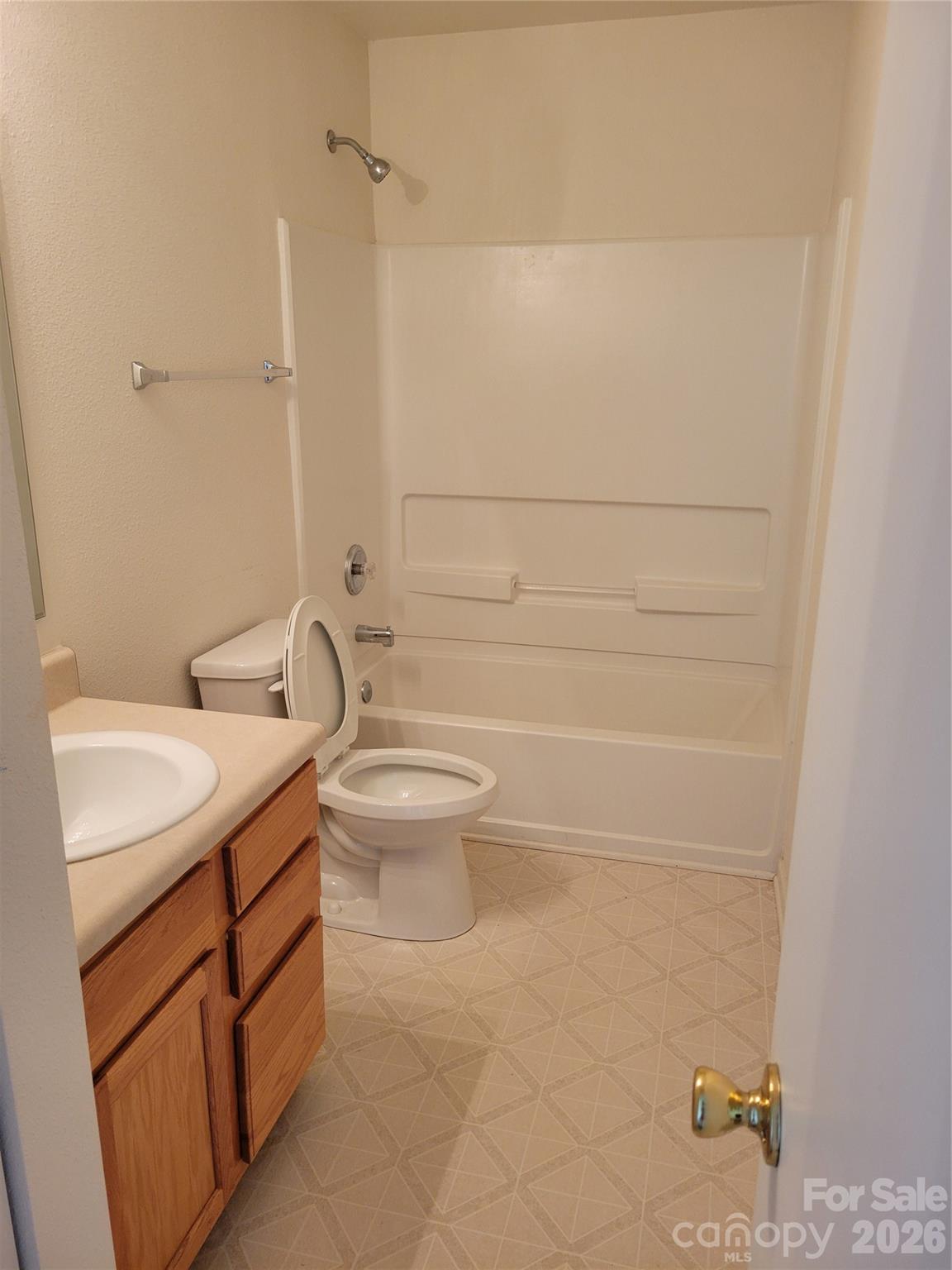 806 Sinclair Drive Property Photo 12