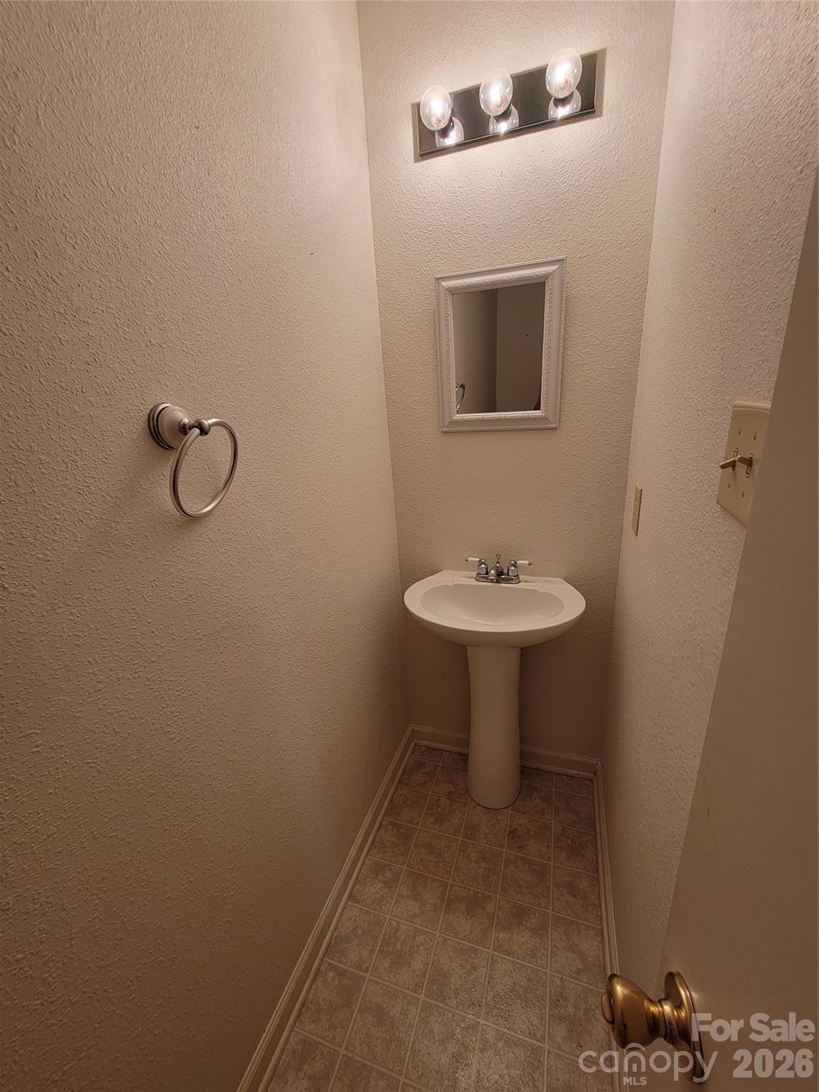806 Sinclair Drive Property Photo 13