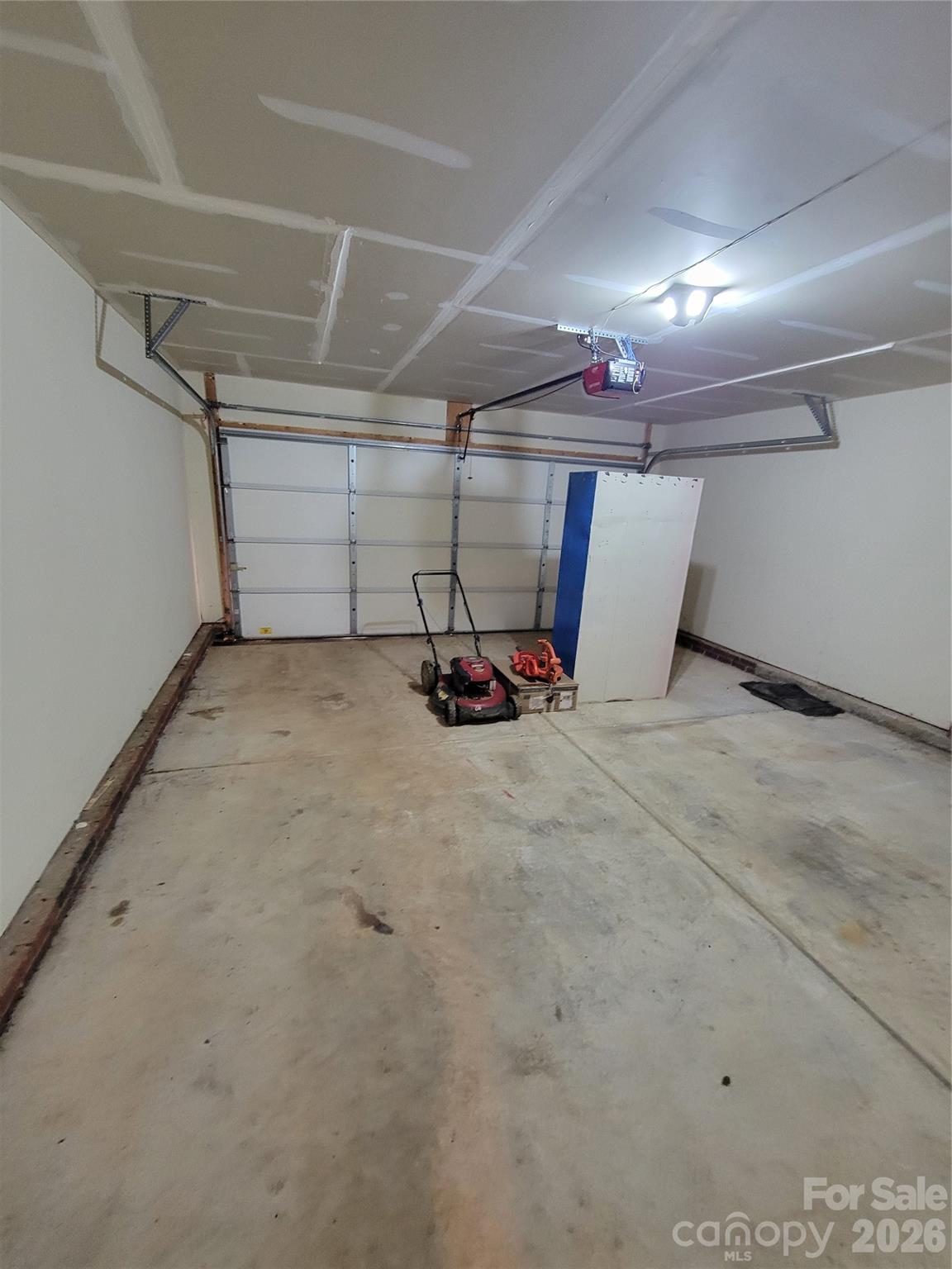 806 Sinclair Drive Property Photo 17