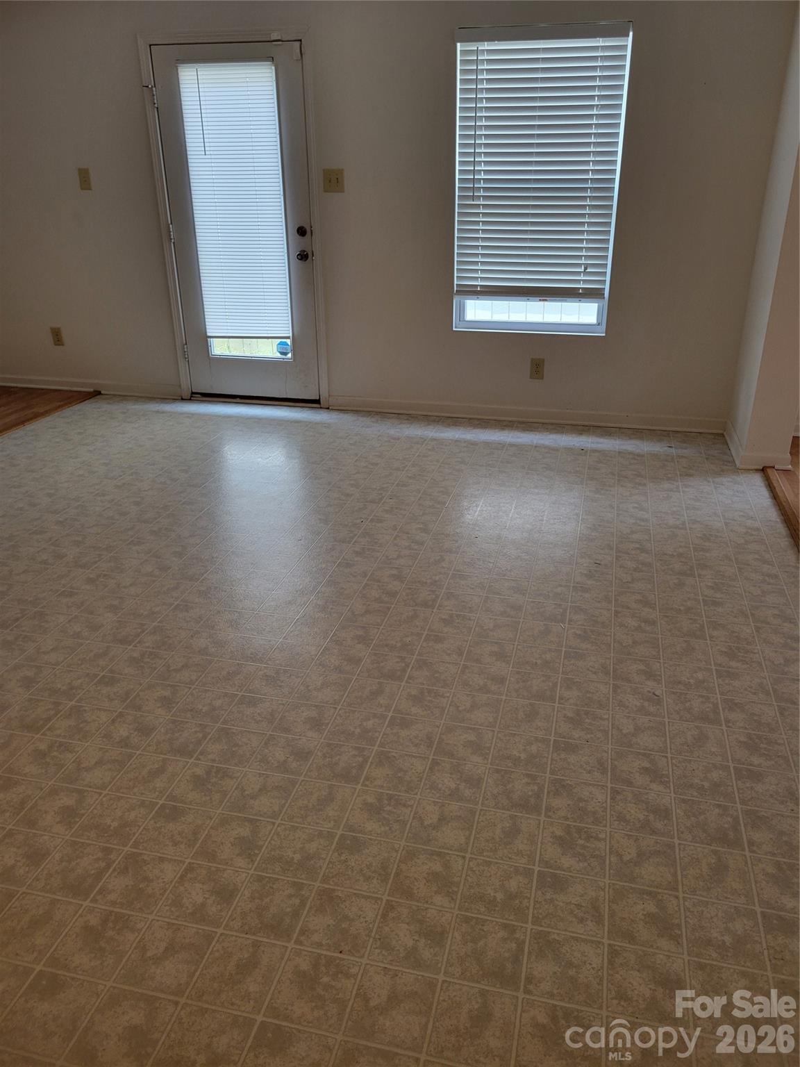 806 Sinclair Drive Property Photo 20