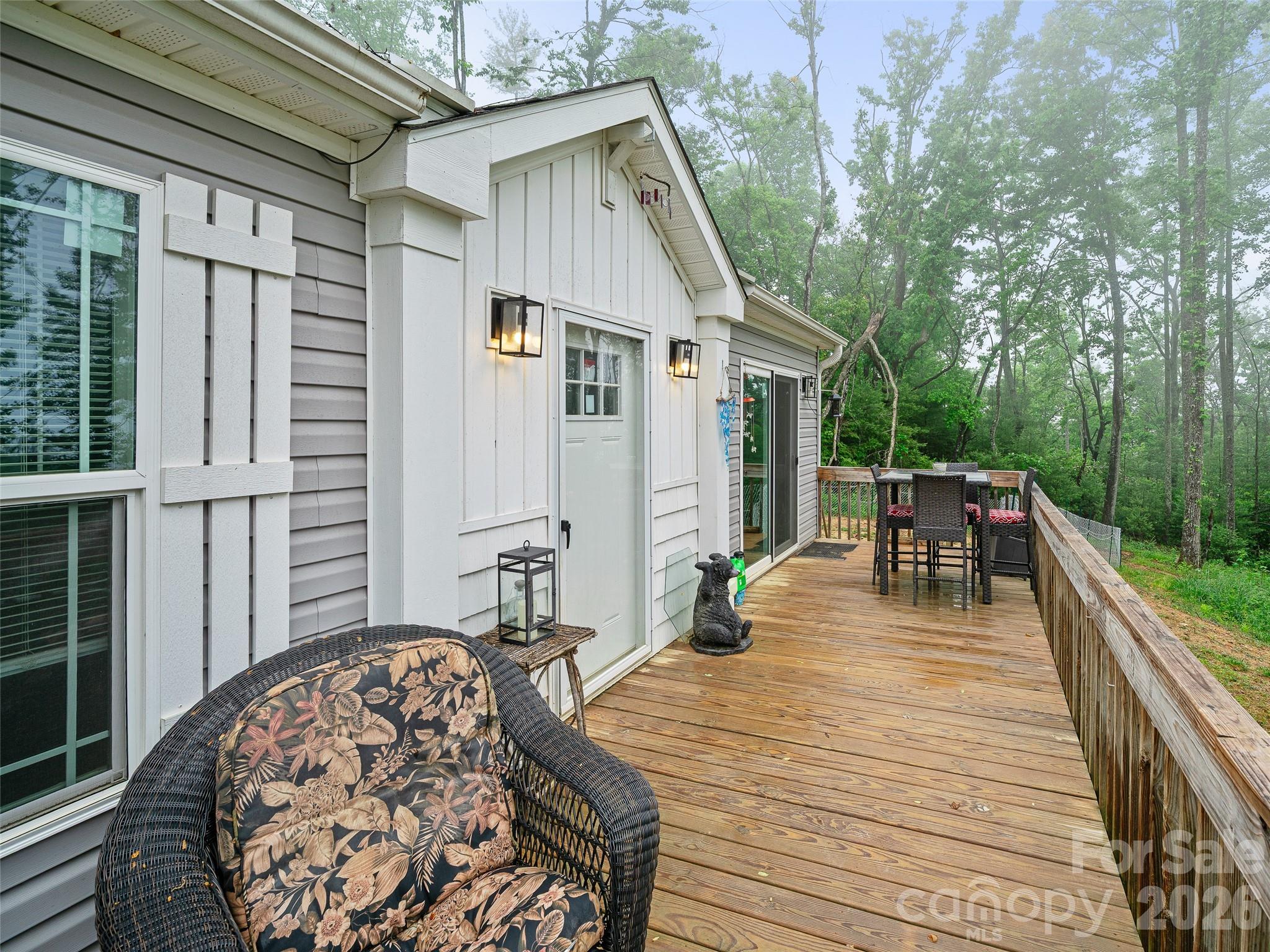 86 Jarrett Drive Property Photo 4