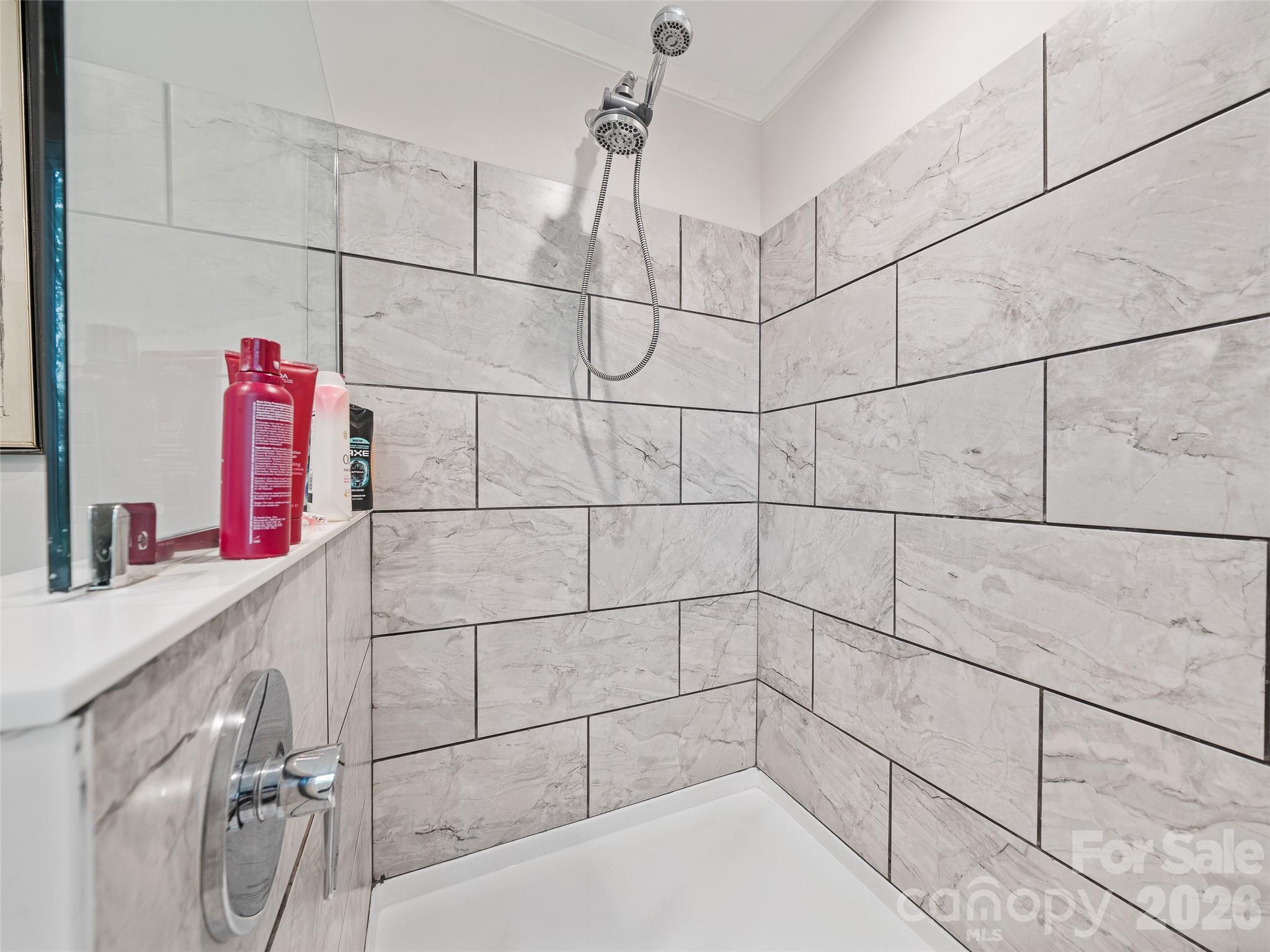 86 Jarrett Drive Property Photo 11