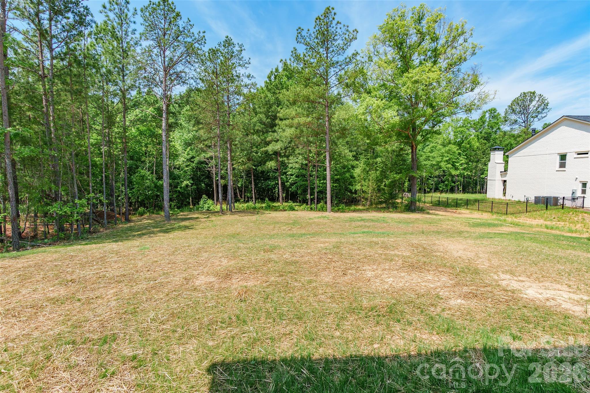 227 Heartland Drive Property Photo 4