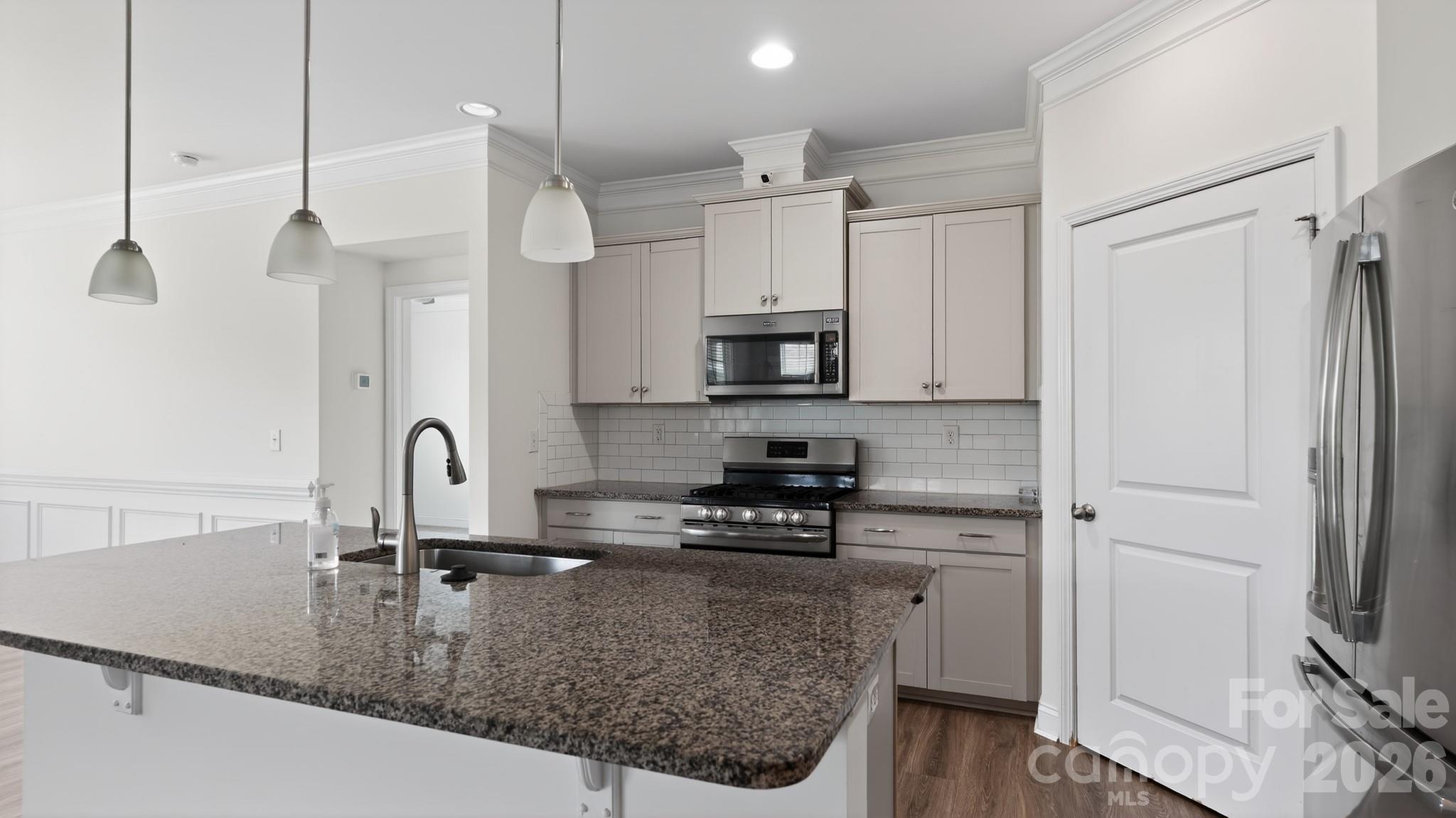 390 Secretariat Drive Property Photo 4