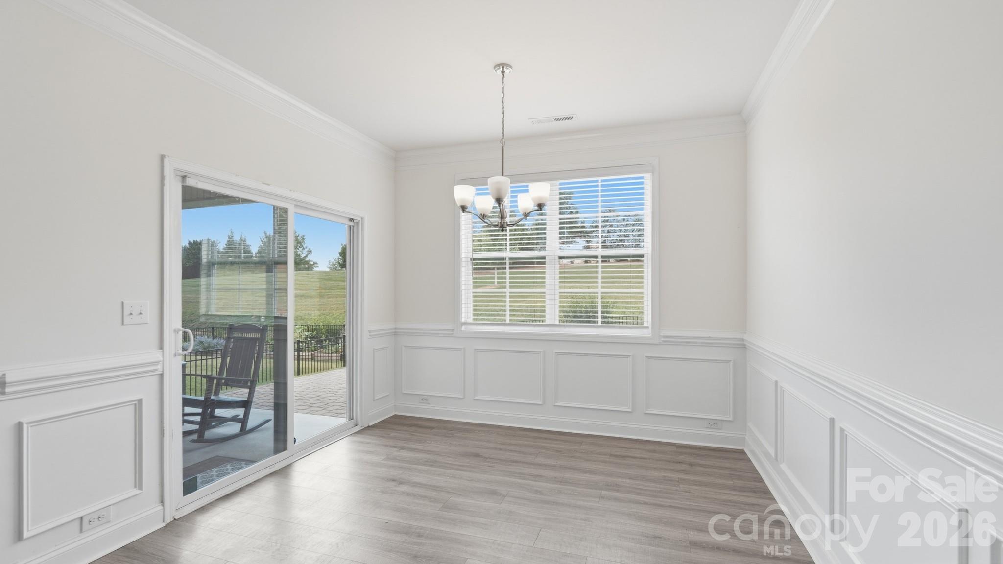 390 Secretariat Drive Property Photo 8