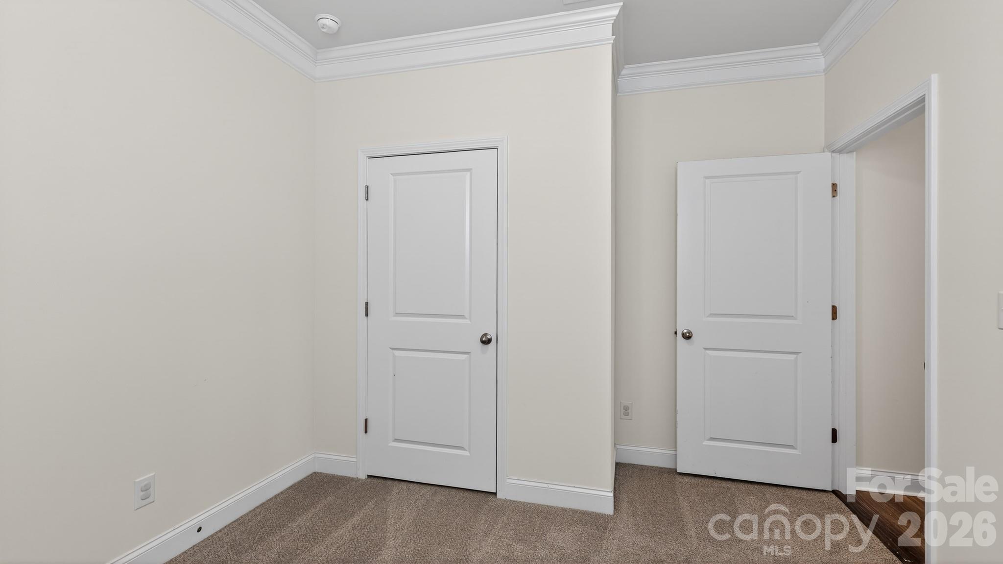 390 Secretariat Drive Property Photo 14