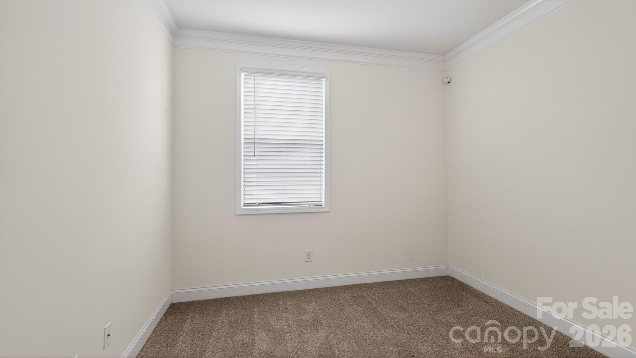 390 Secretariat Drive Property Photo 26