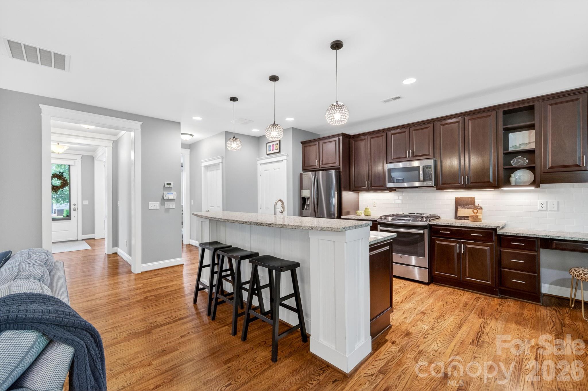 809 Elswick Court Property Photo 7