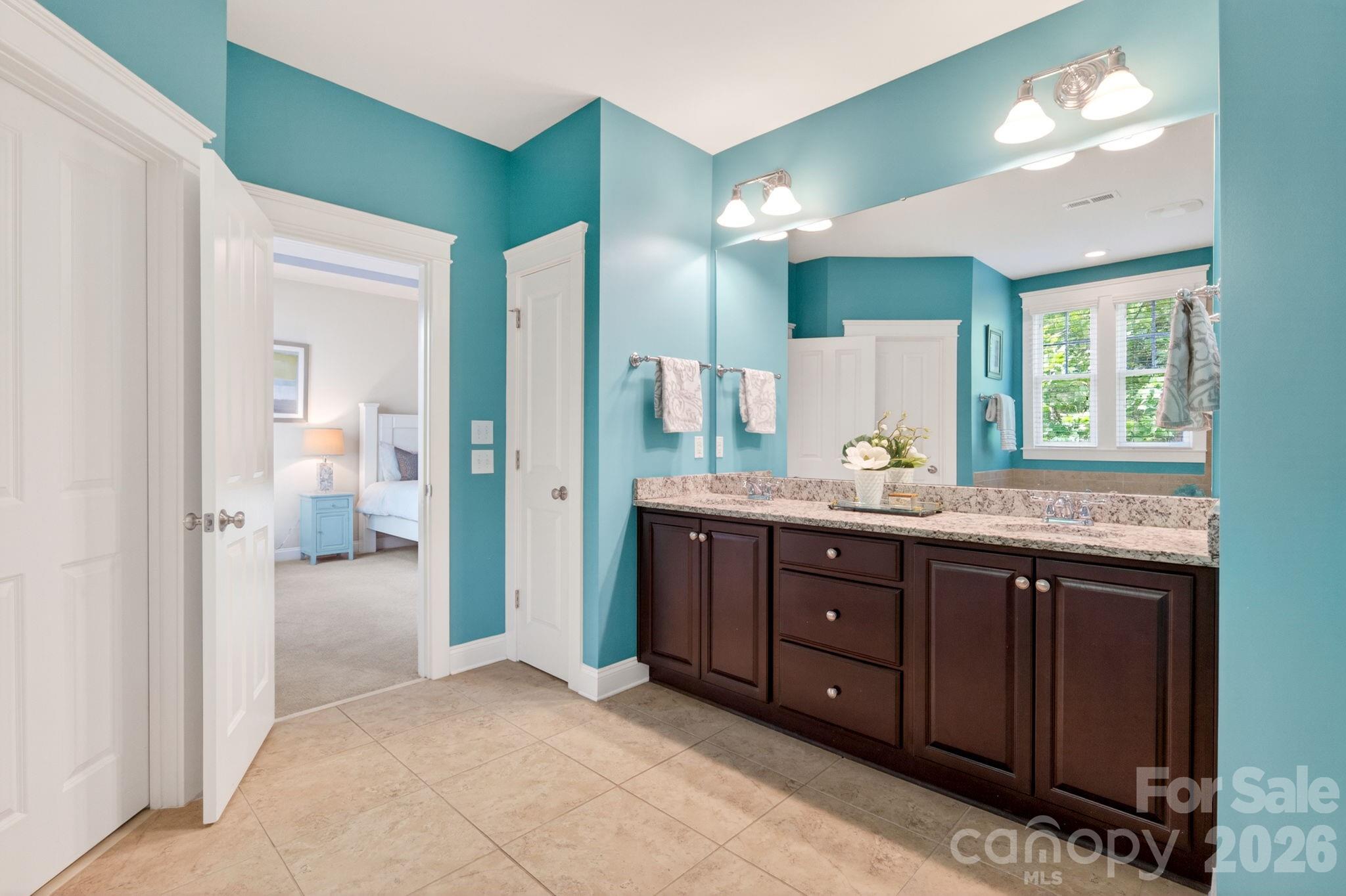 809 Elswick Court Property Photo 24