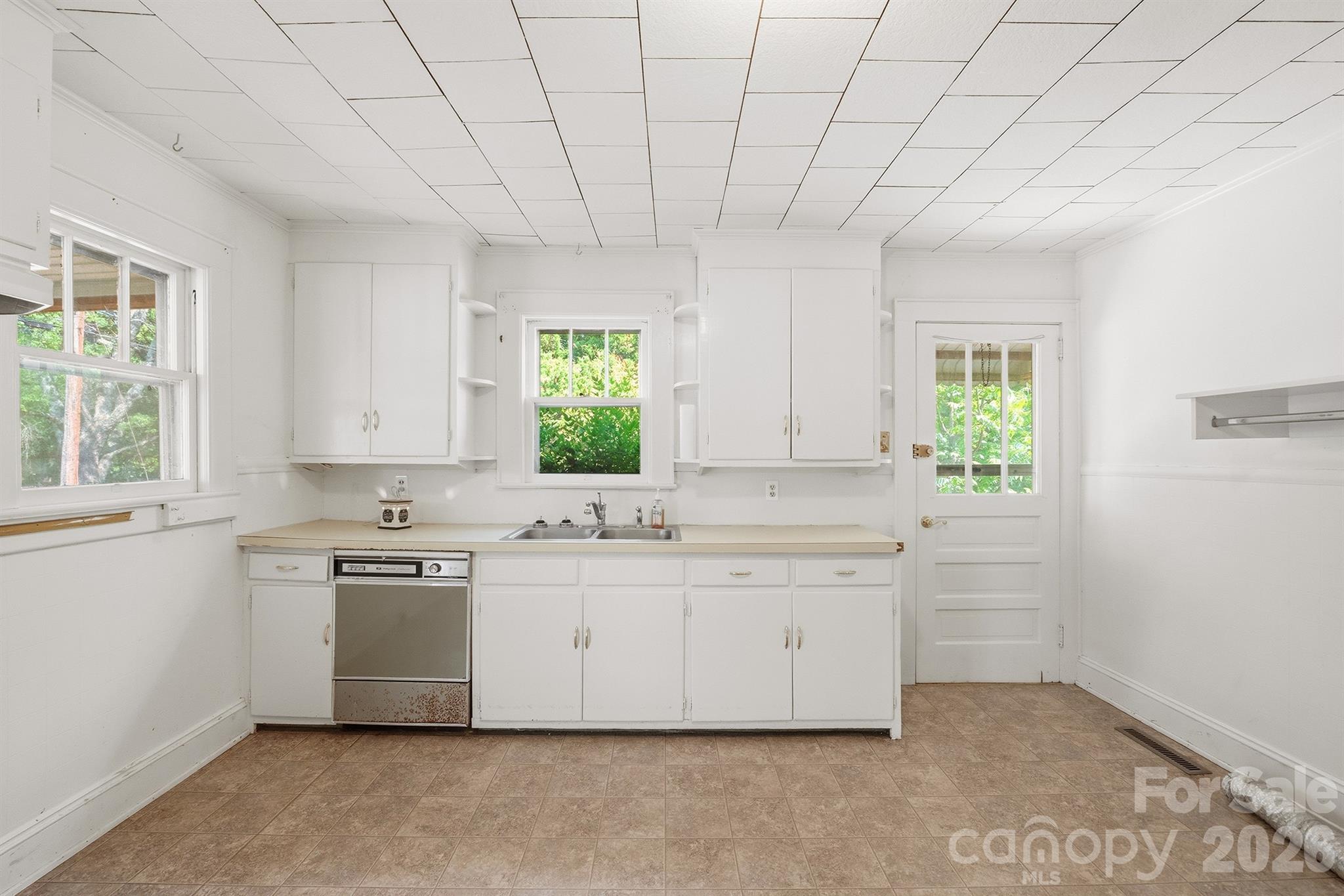 2308 11th Avenue Property Photo 21