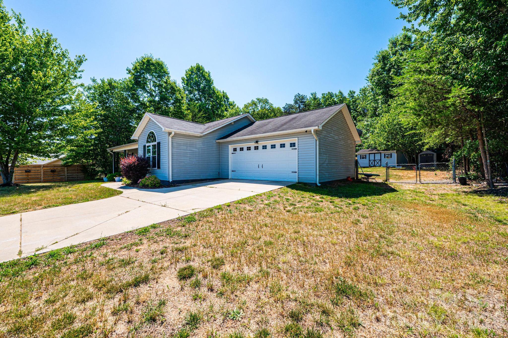 205 Winding Cedar Drive Property Photo 4