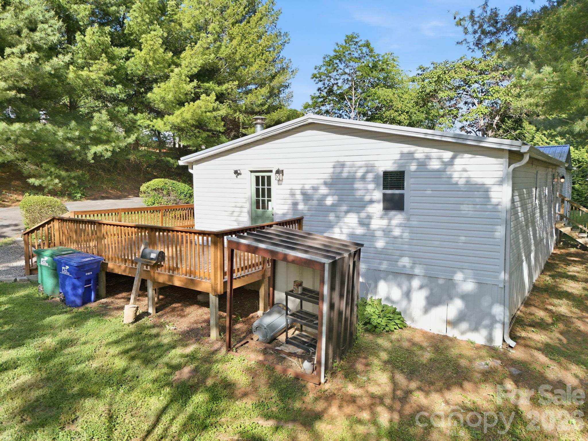 118 Heather Drive Property Photo 4