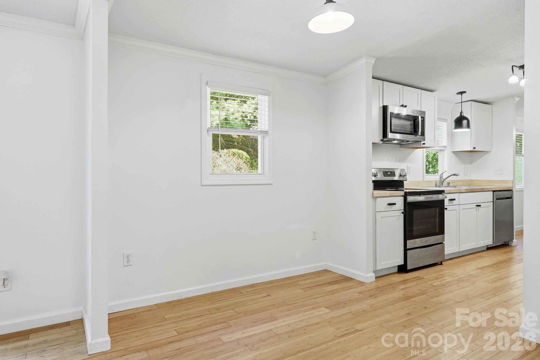 118 Heather Drive Property Photo 14