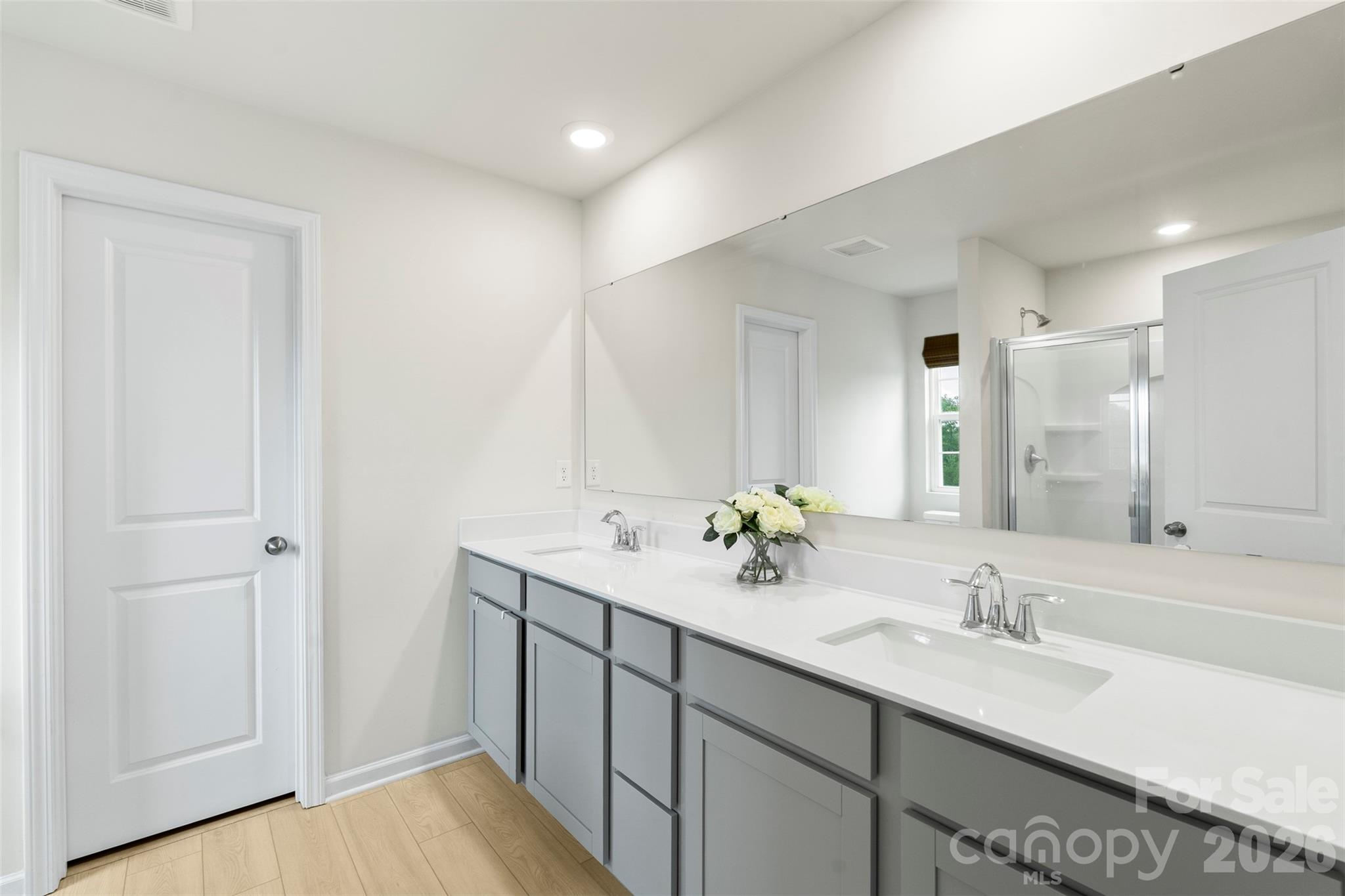 196 Brentwood Drive Property Photo 24