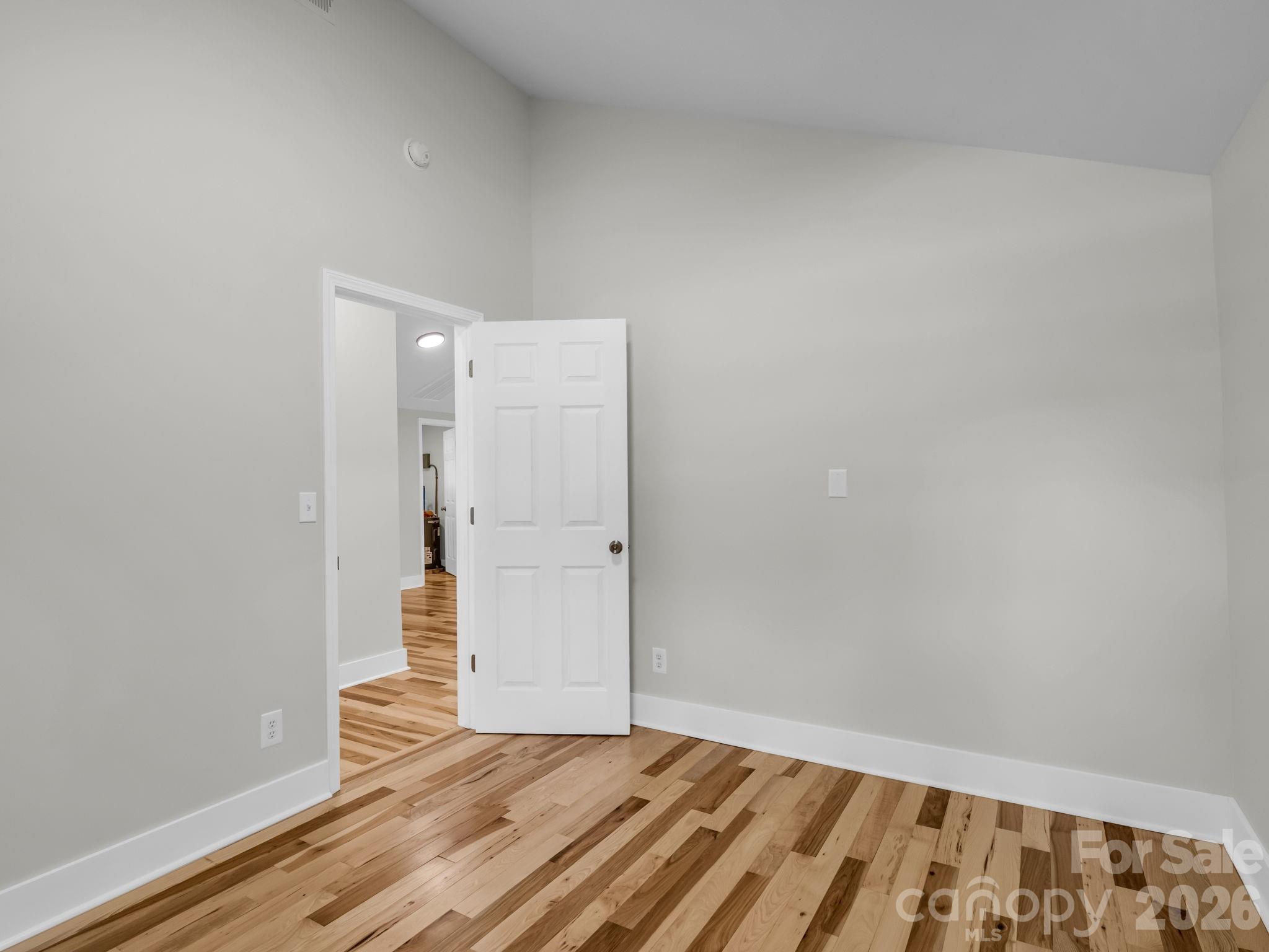5923 N Highway 14 Highway Property Photo 17