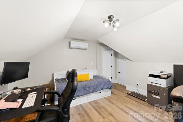 5200 Shoreview Drive Property Photo 17