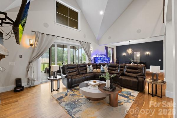 5200 Shoreview Drive Property Photo 22