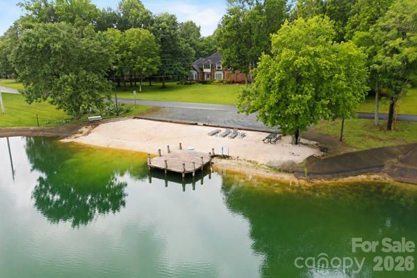 5200 Shoreview Drive Property Photo 38