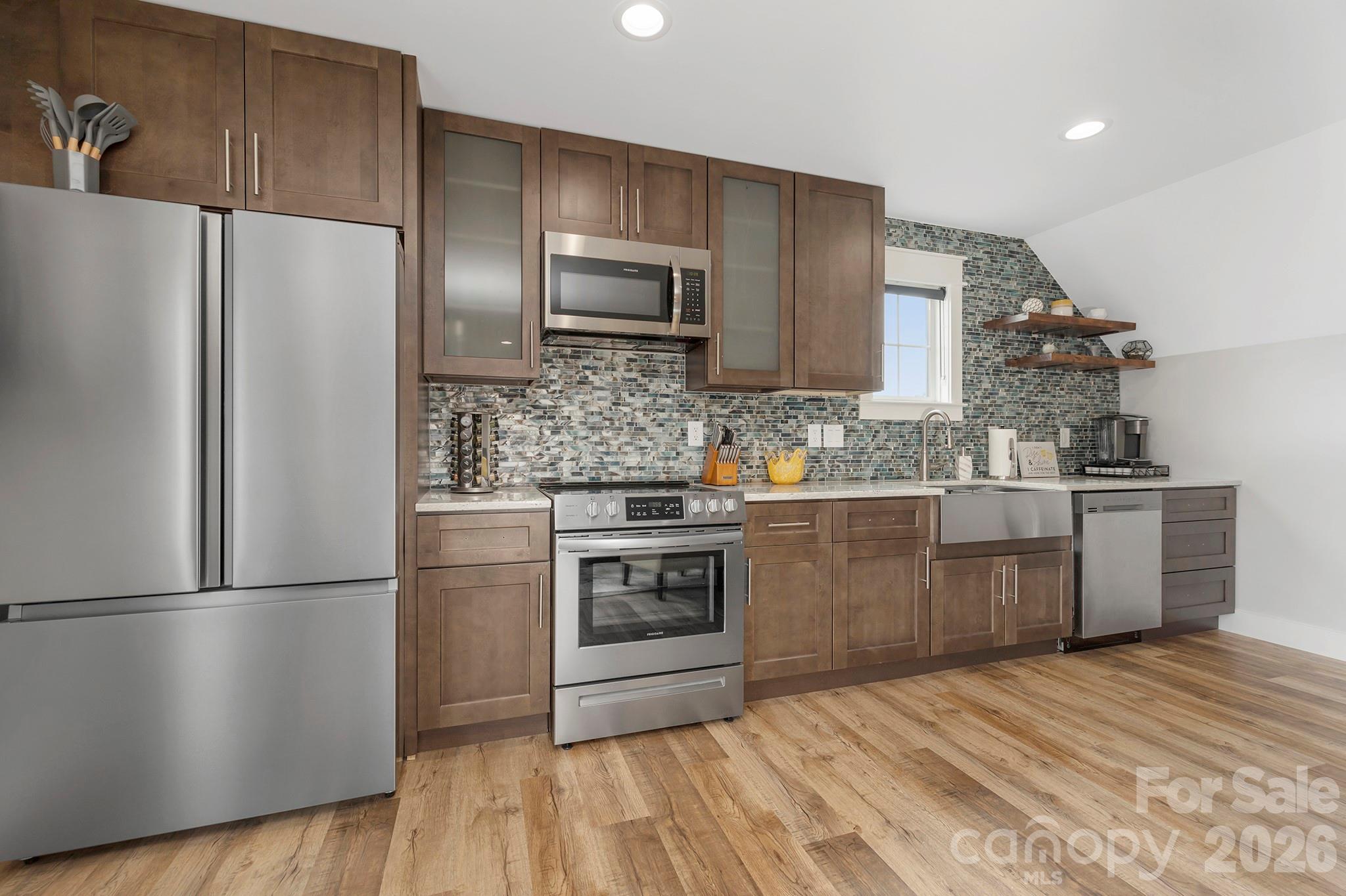 5200 Shoreview Drive Property Photo 40