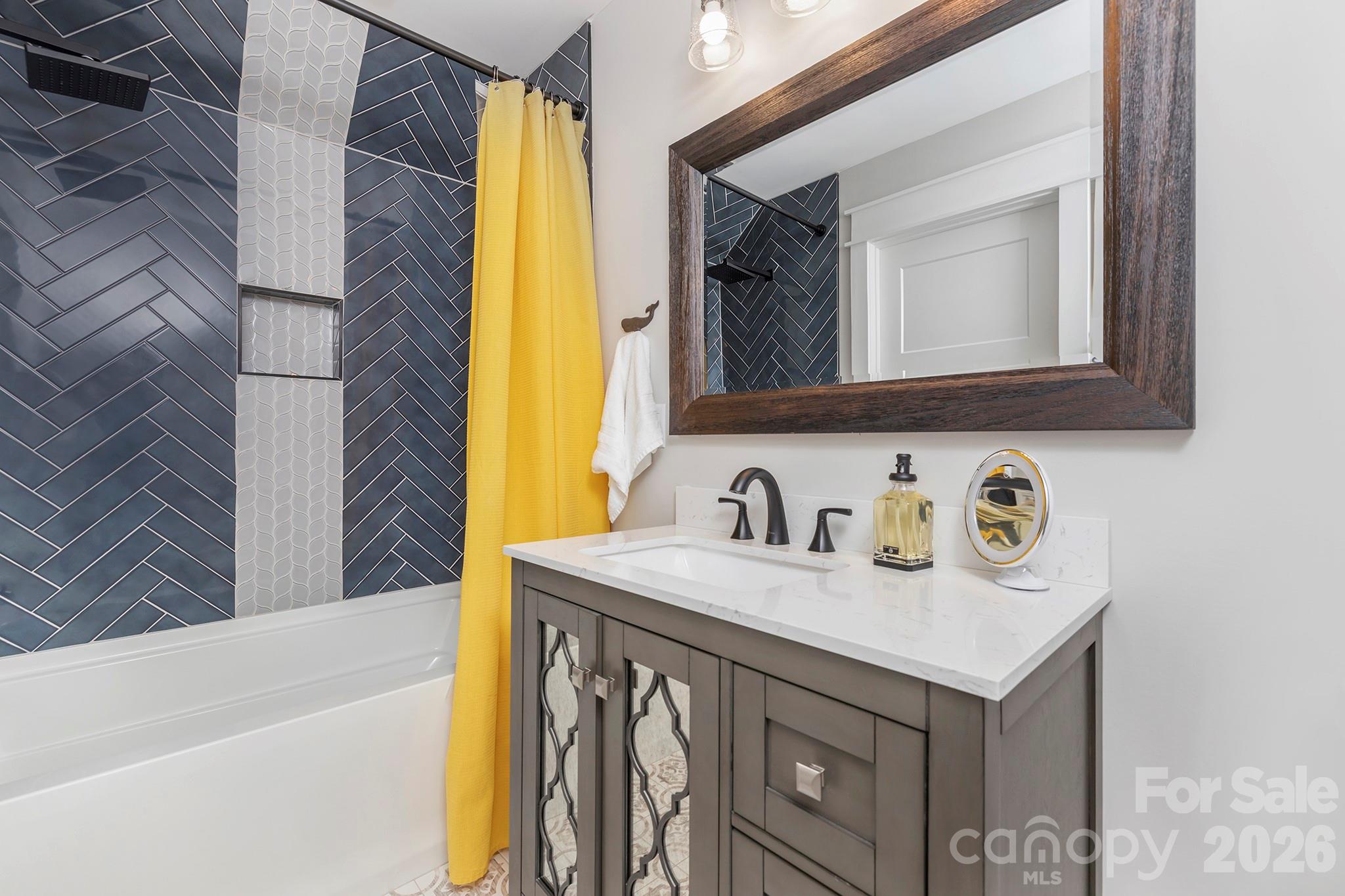 5200 Shoreview Drive Property Photo 47