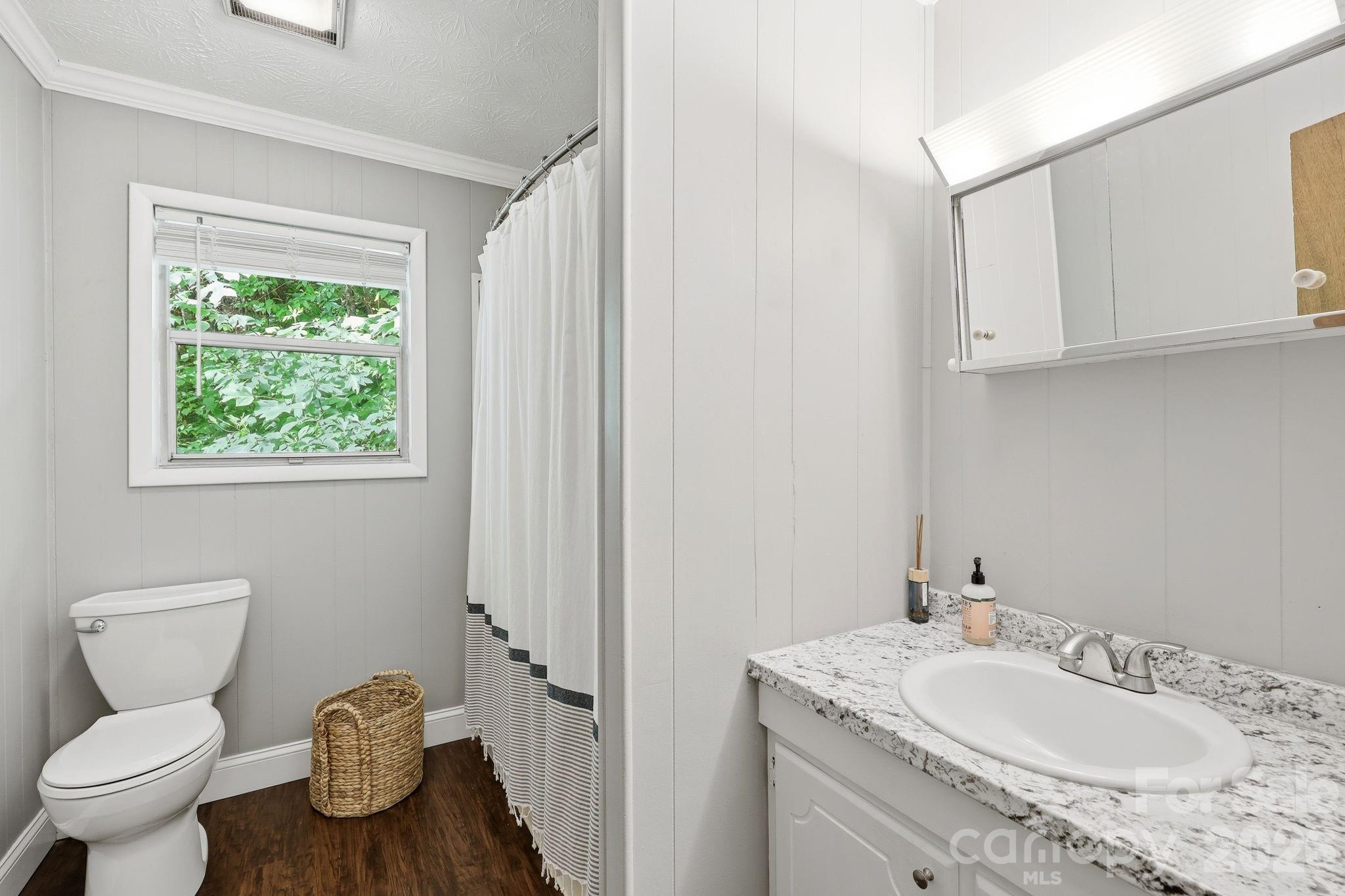 182 Saw Branch Road Property Photo 12