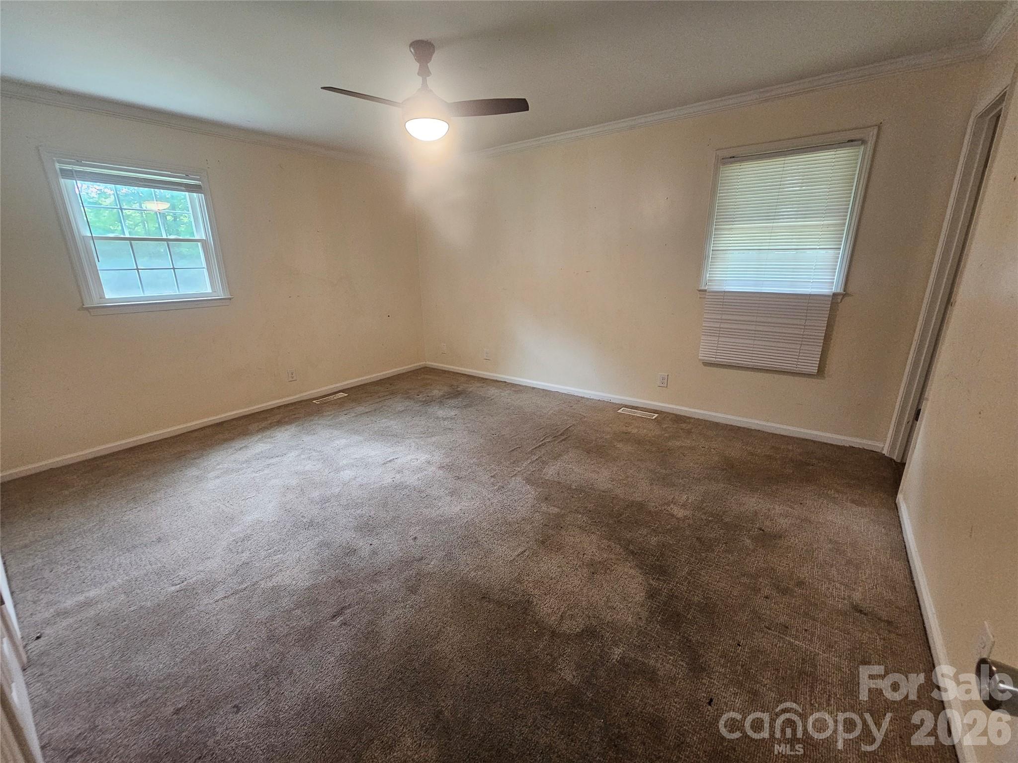 218 Hall Street Property Photo 11