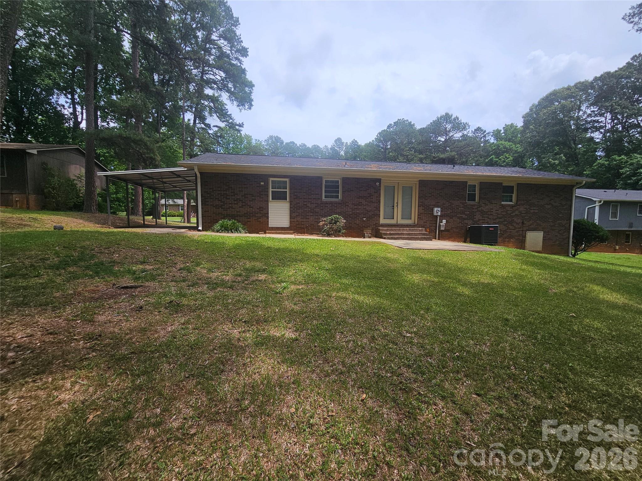 218 Hall Street Property Photo 15