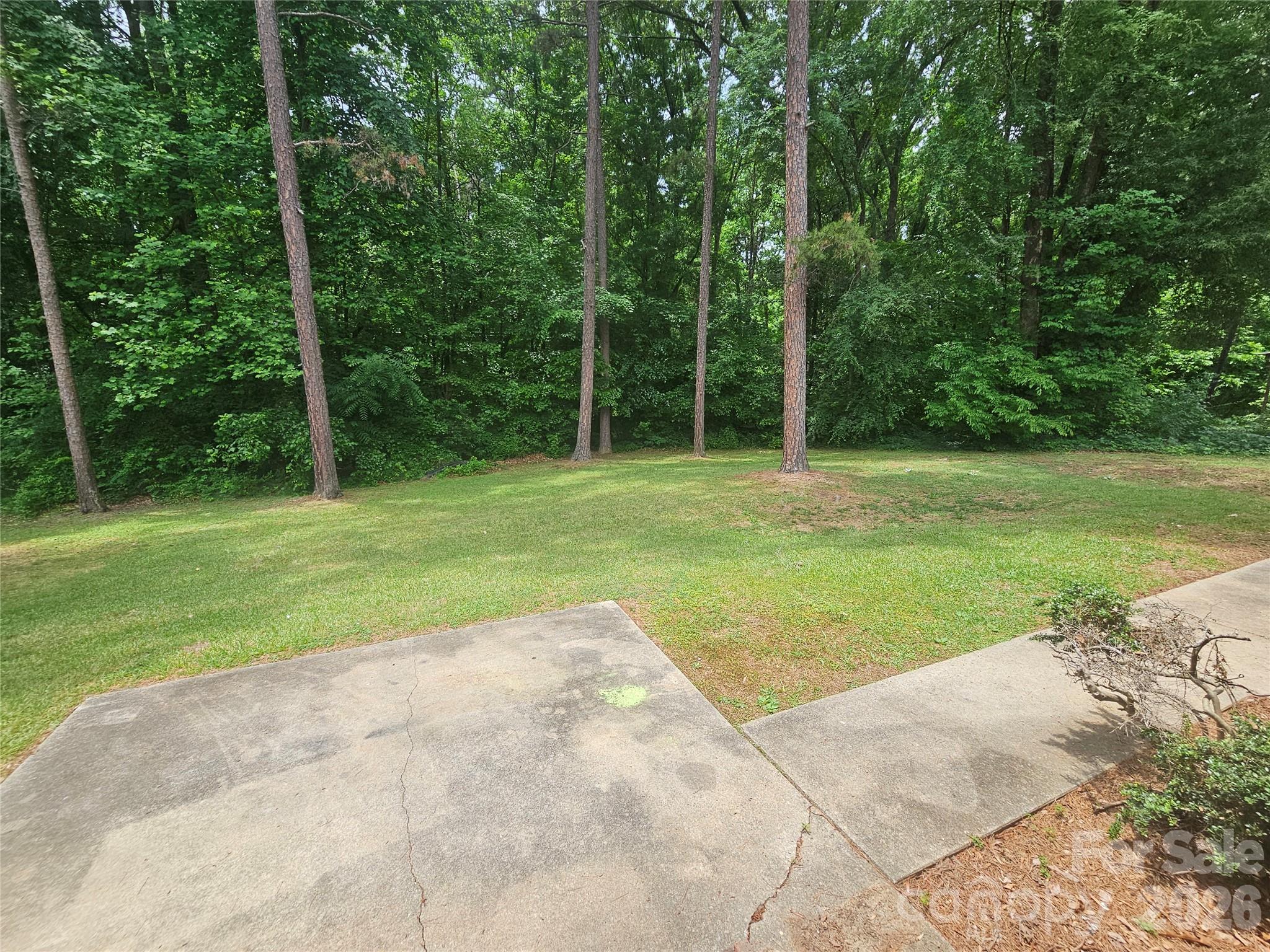 218 Hall Street Property Photo 16