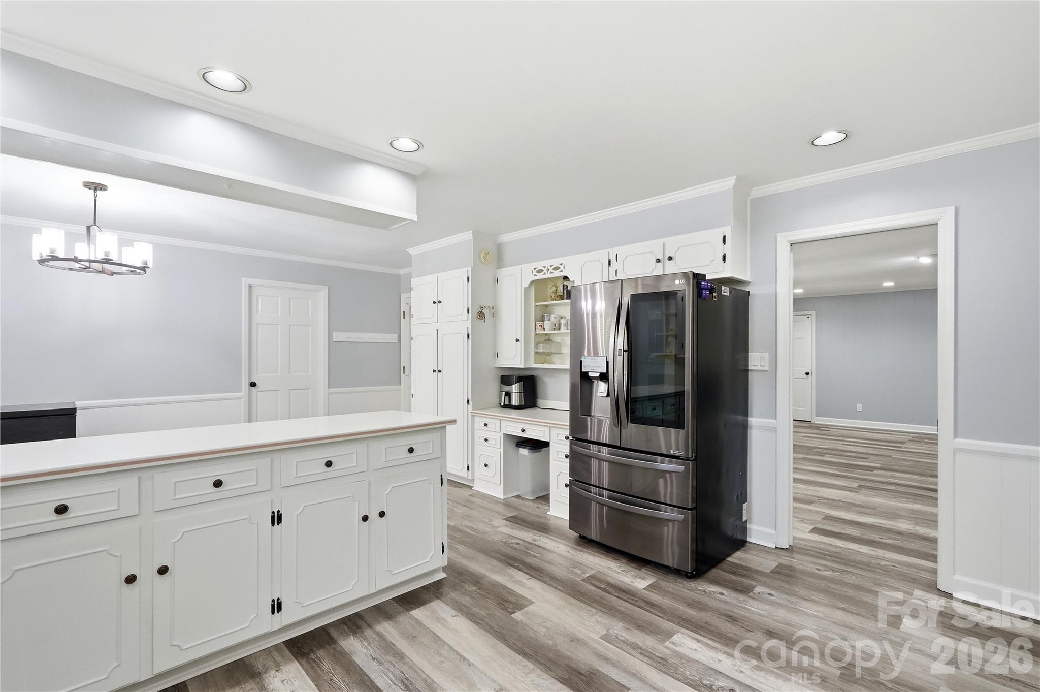 1859 Selma Street Property Photo 16