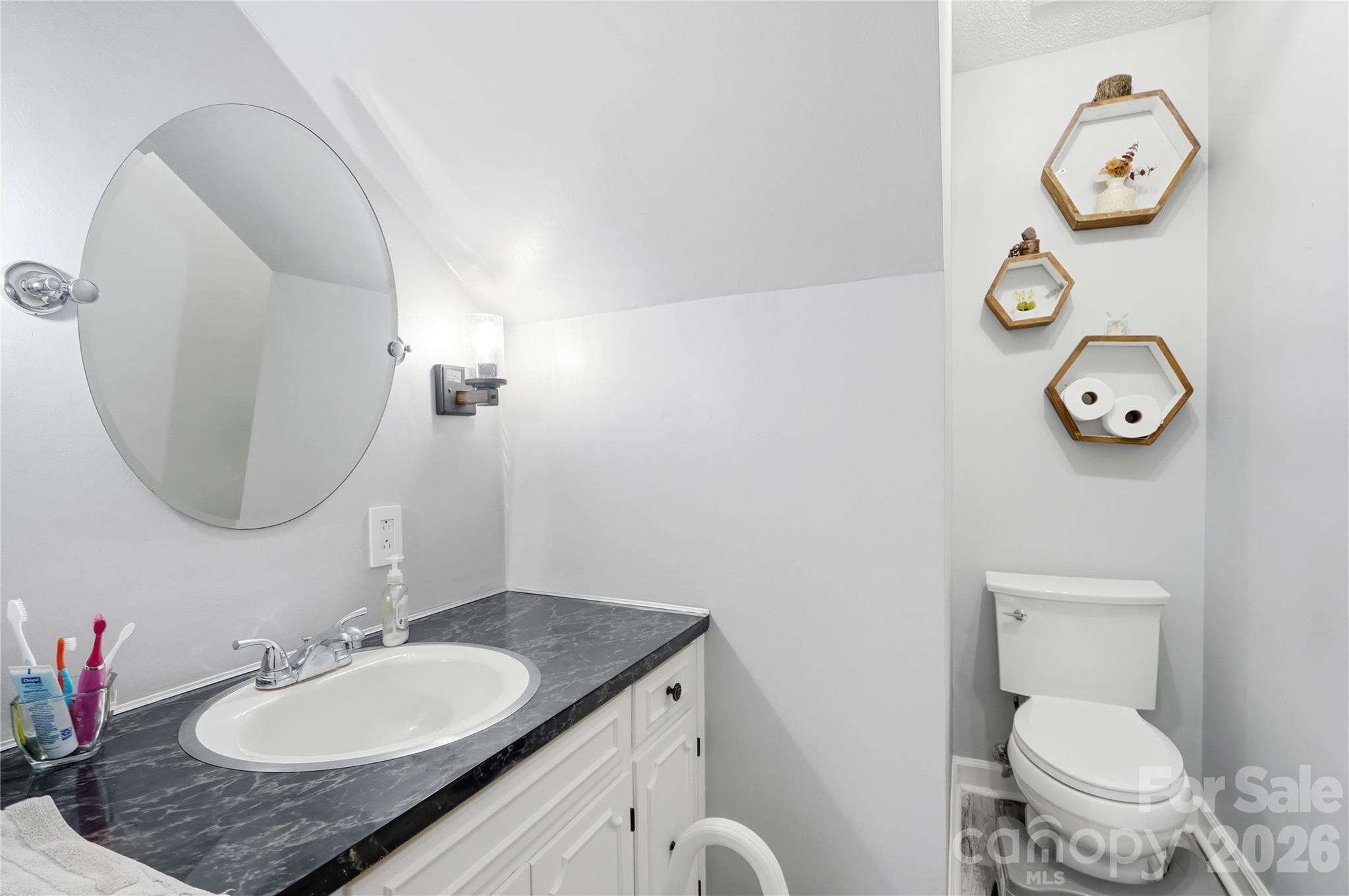 1859 Selma Street Property Photo 19
