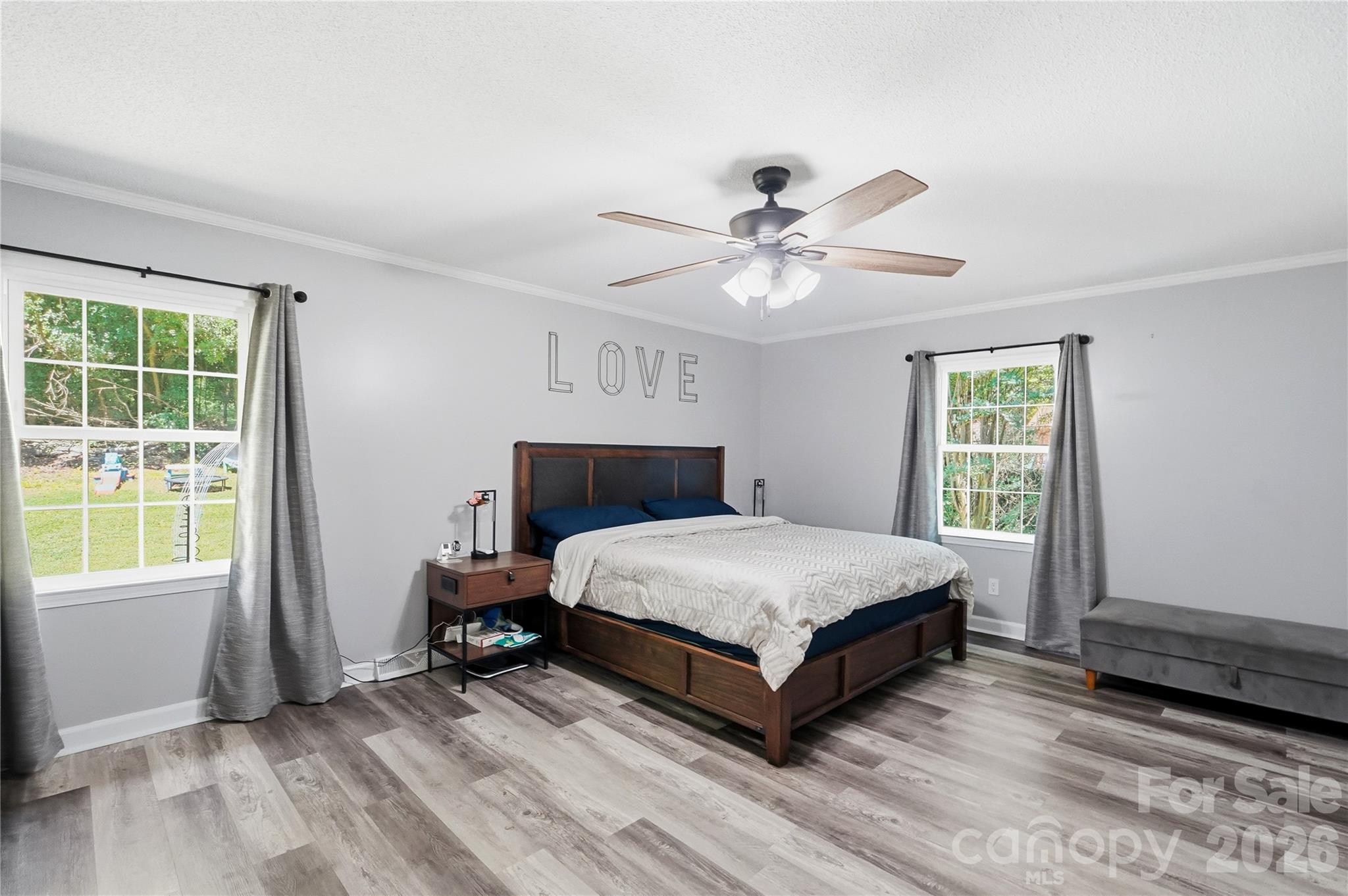 1859 Selma Street Property Photo 22