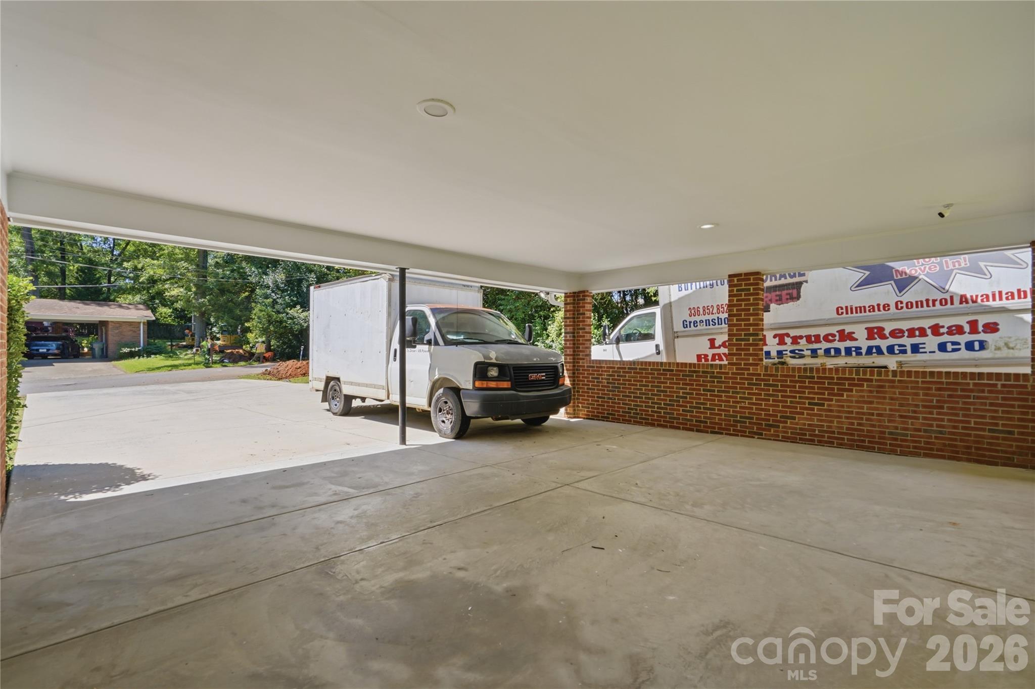 1859 Selma Street Property Photo 34