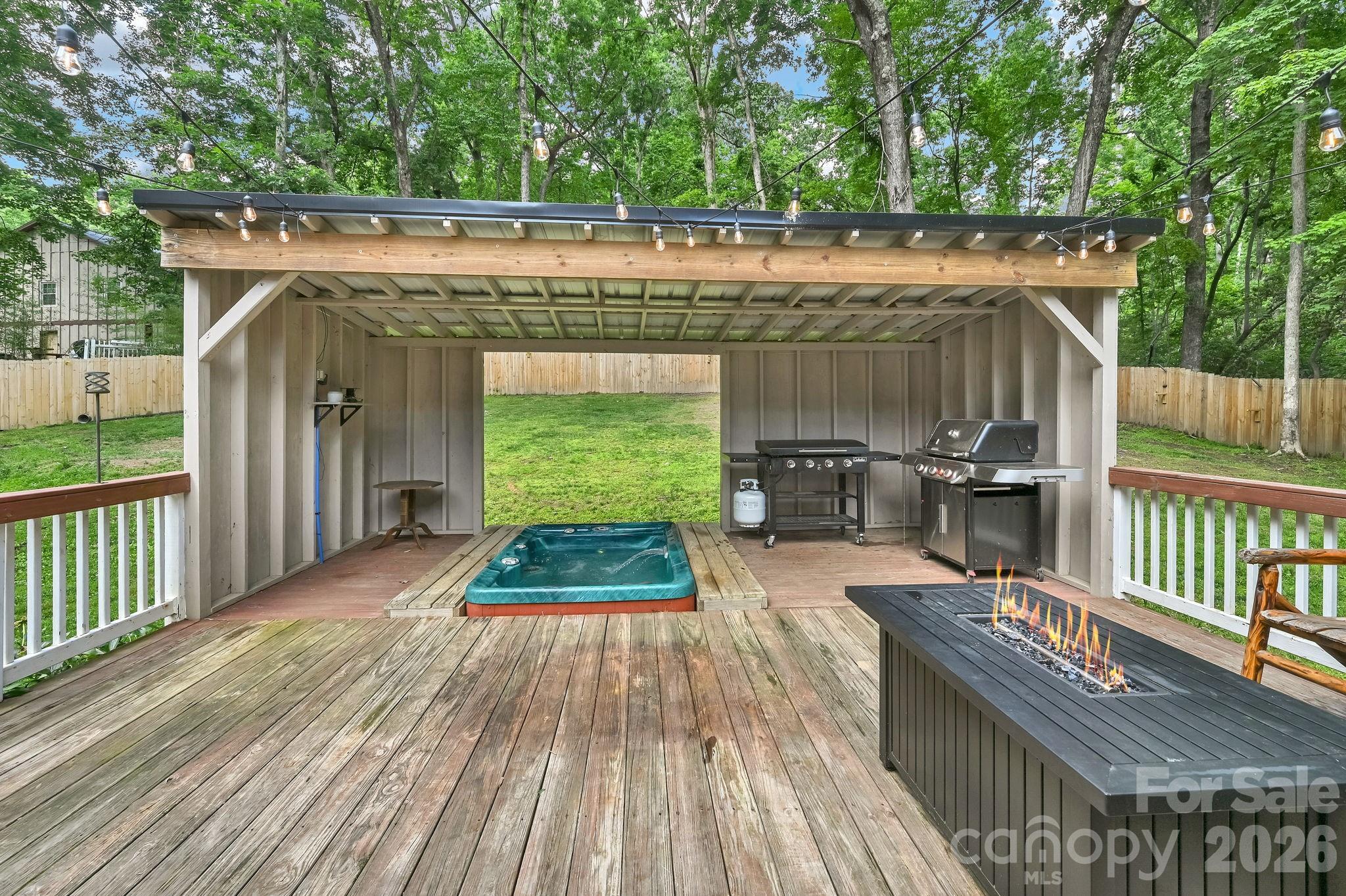 11 Greenwood Acres Drive Property Photo 32