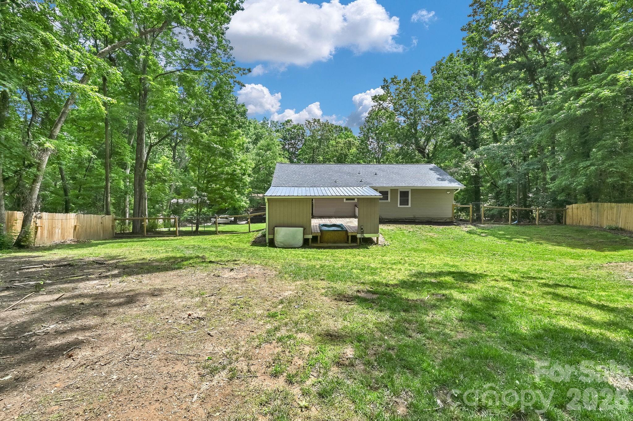 11 Greenwood Acres Drive Property Photo 33