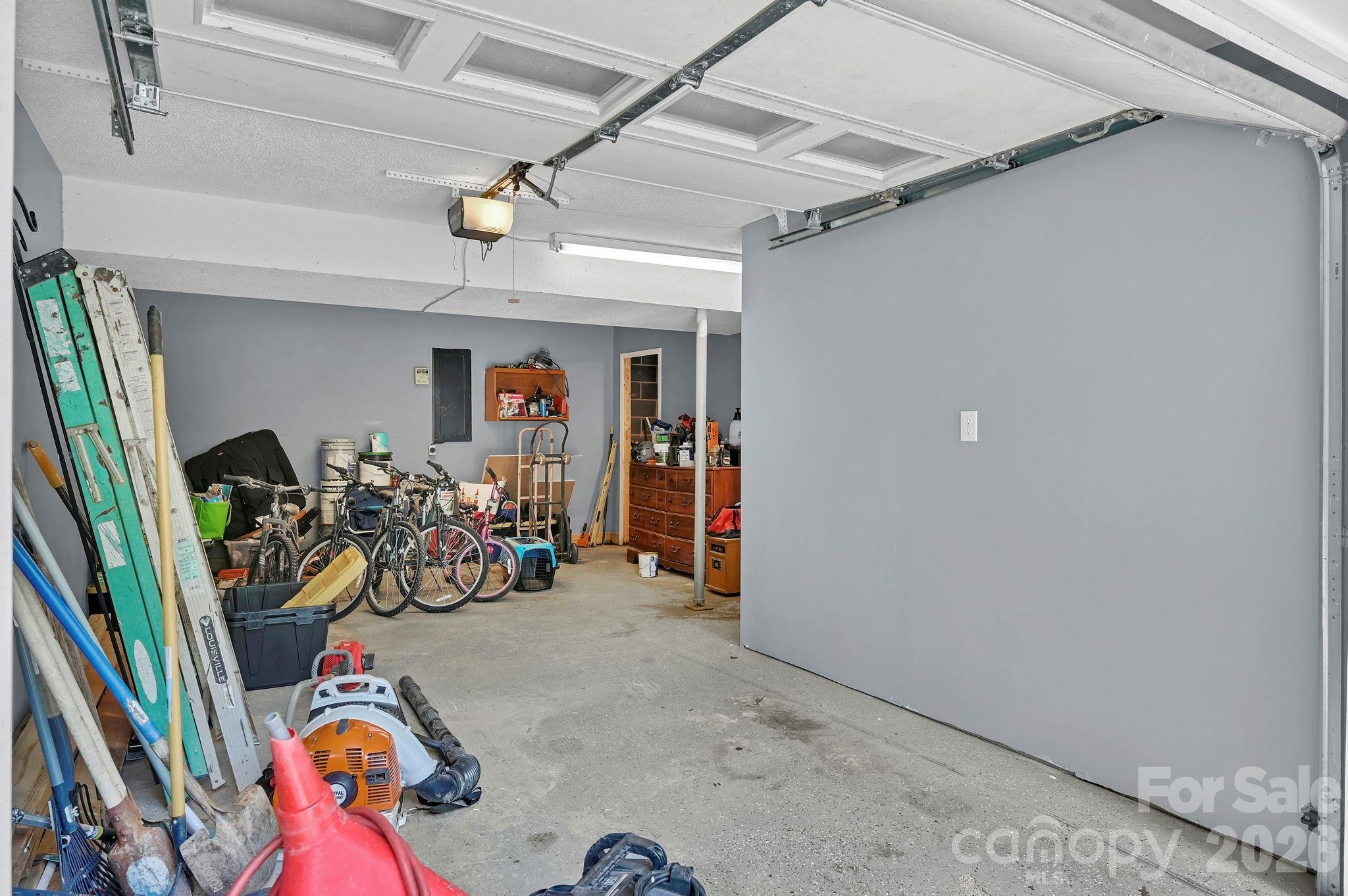 11 Greenwood Acres Drive Property Photo 40