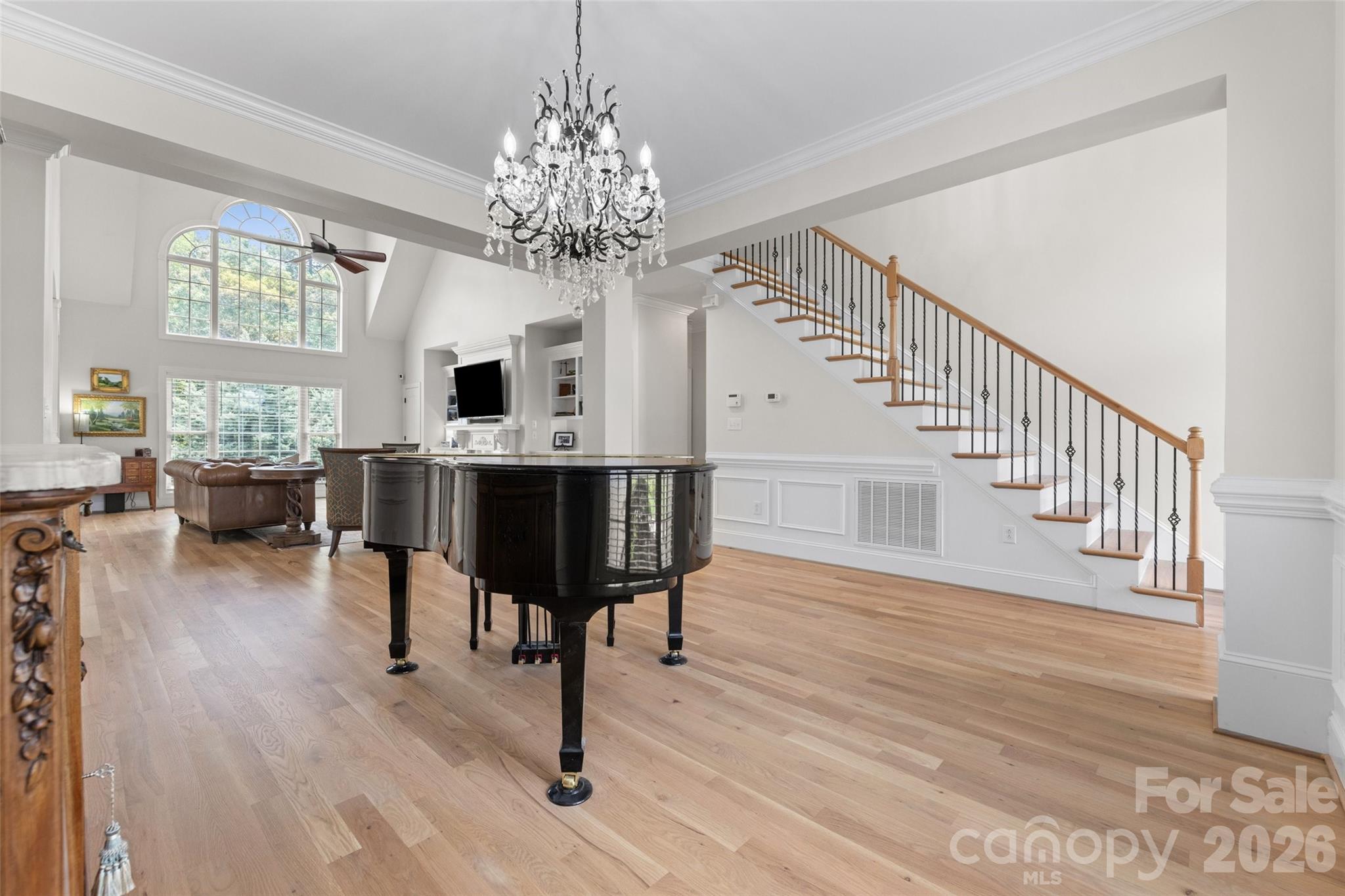 2015 Pierson Drive Property Photo 6