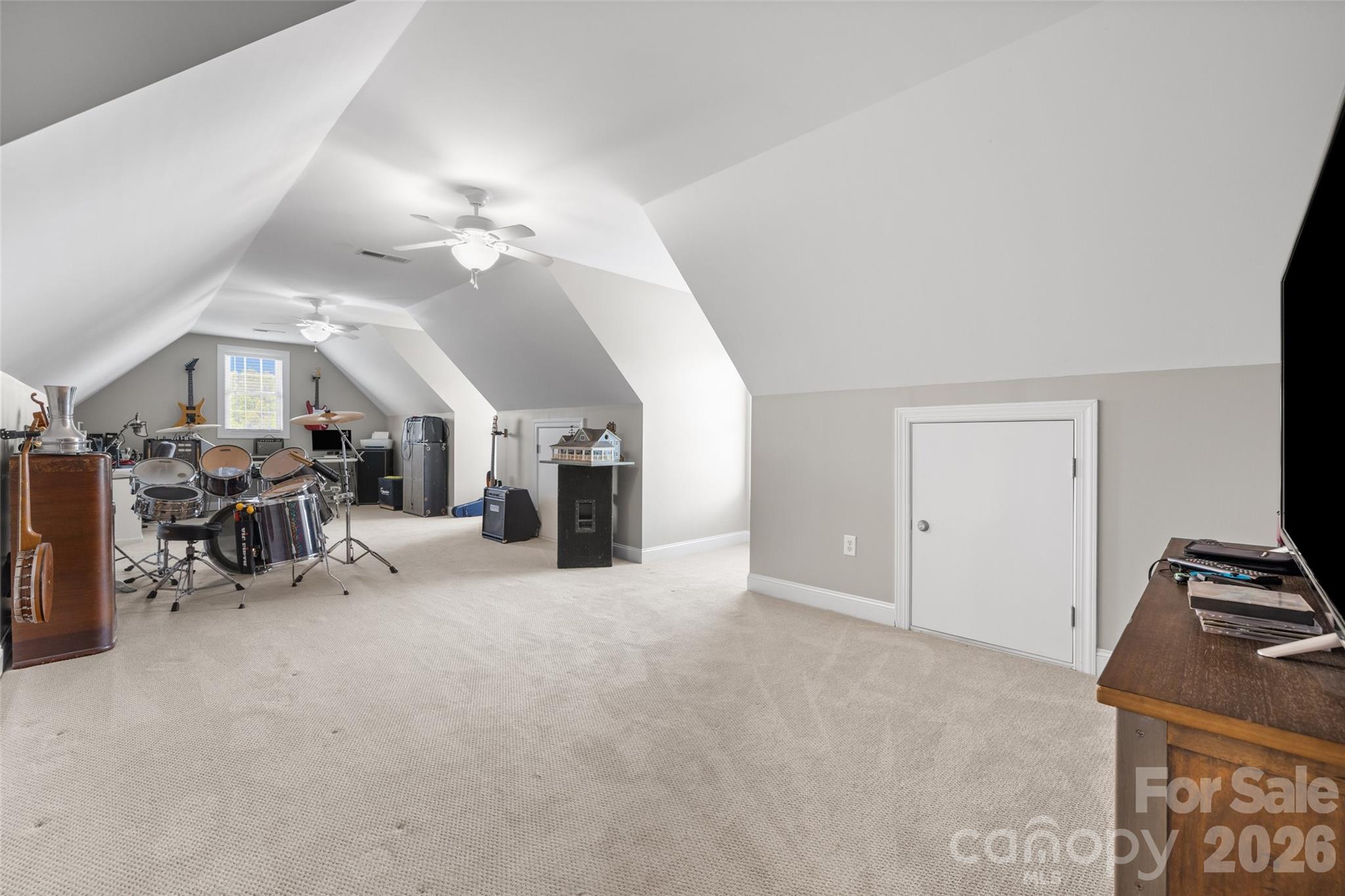 2015 Pierson Drive Property Photo 40