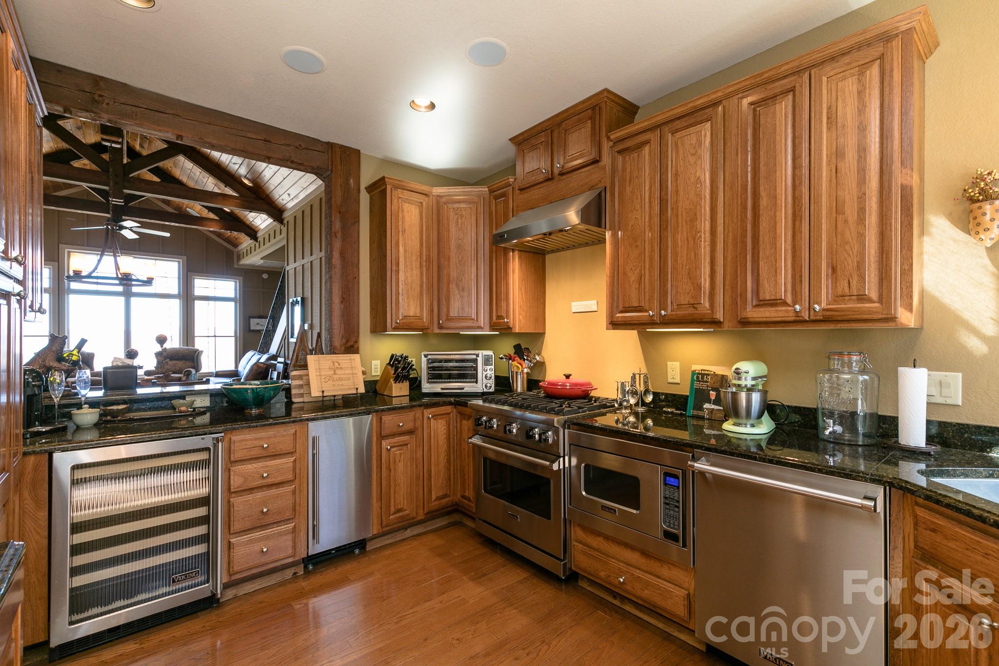47 Creekside Way H301 Property Photo 12