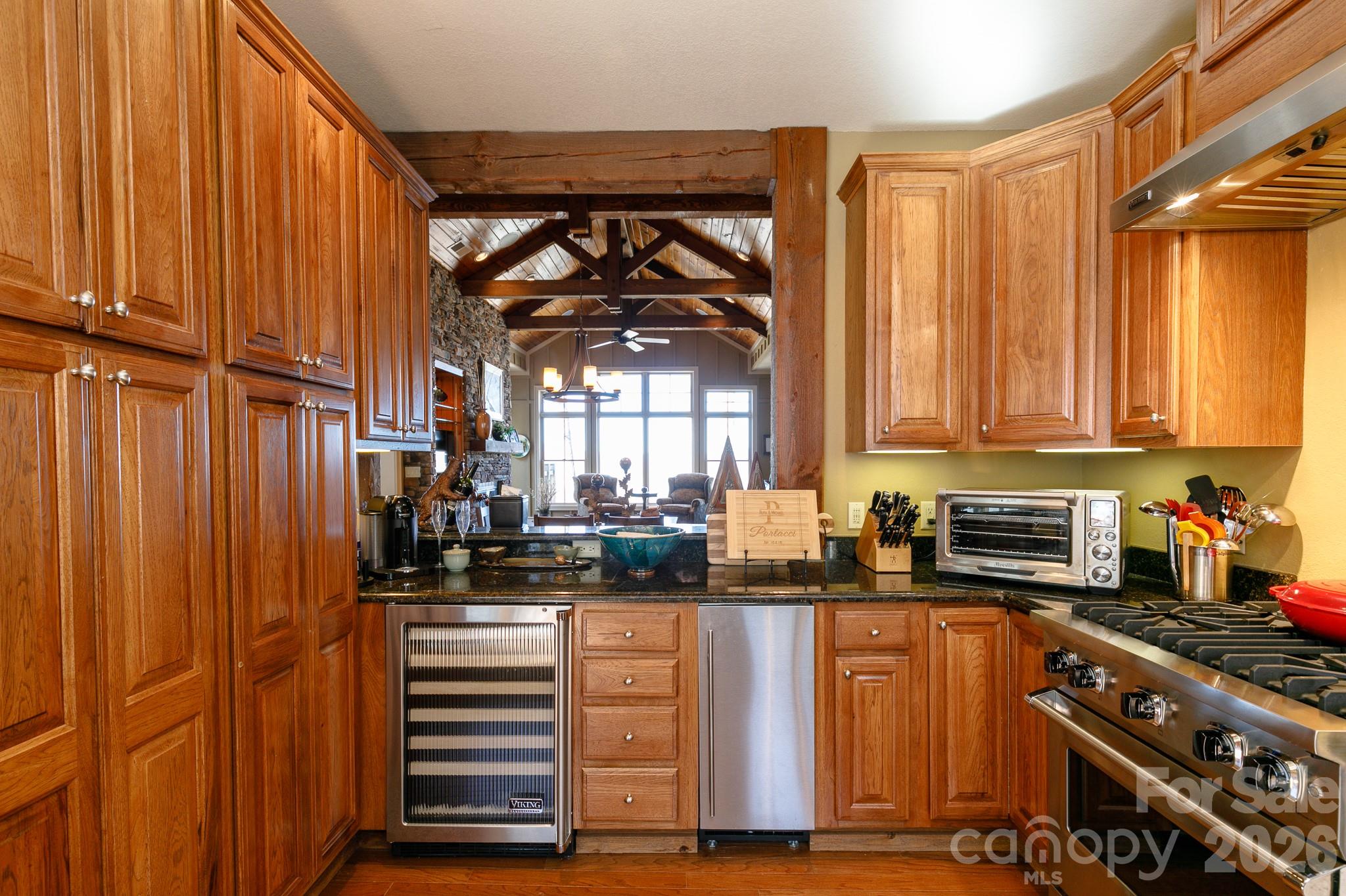 47 Creekside Way H301 Property Photo 13